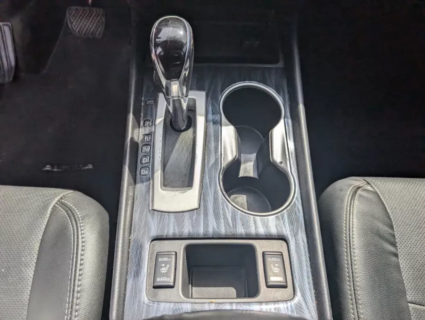 2016 /Charcoal Nissan Altima 2.5 SL (1N4AL3AP4GC) with an Regular Unleaded I-4 2.5 L/152 engine, 1-Speed CVT w/OD transmission, located at 7000 Northlake Connector, Columbus, GA, 31904, (706) 987-8085, 32.524975, -84.978134 - 2016 Nissan Altima 2.5 SL - Photo#12