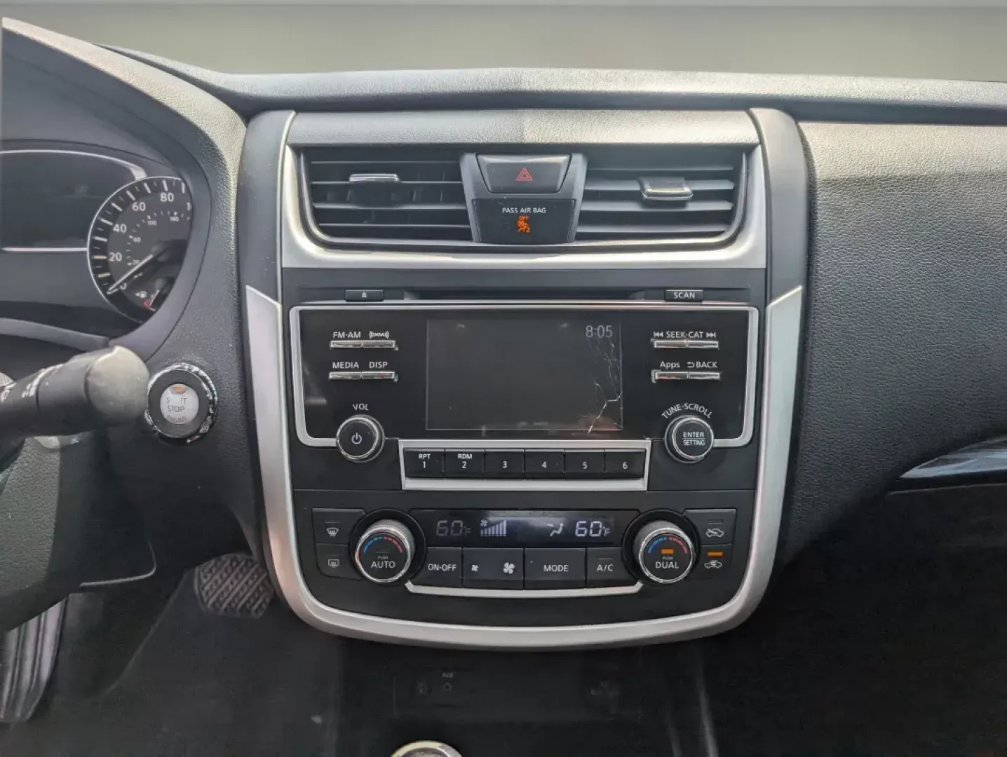 2016 /Charcoal Nissan Altima 2.5 SL (1N4AL3AP4GC) with an Regular Unleaded I-4 2.5 L/152 engine, 1-Speed CVT w/OD transmission, located at 7000 Northlake Connector, Columbus, GA, 31904, (706) 987-8085, 32.524975, -84.978134 - 2016 Nissan Altima 2.5 SL - Photo#13