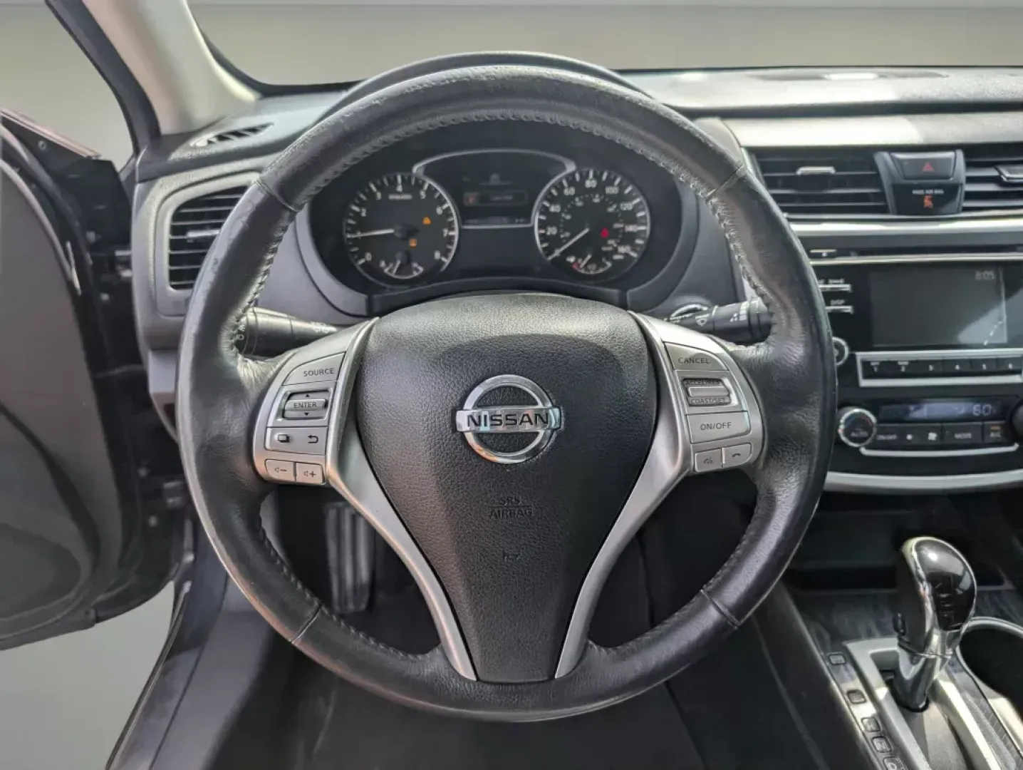 2016 /Charcoal Nissan Altima 2.5 SL (1N4AL3AP4GC) with an Regular Unleaded I-4 2.5 L/152 engine, 1-Speed CVT w/OD transmission, located at 7000 Northlake Connector, Columbus, GA, 31904, (706) 987-8085, 32.524975, -84.978134 - 2016 Nissan Altima 2.5 SL - Photo#14