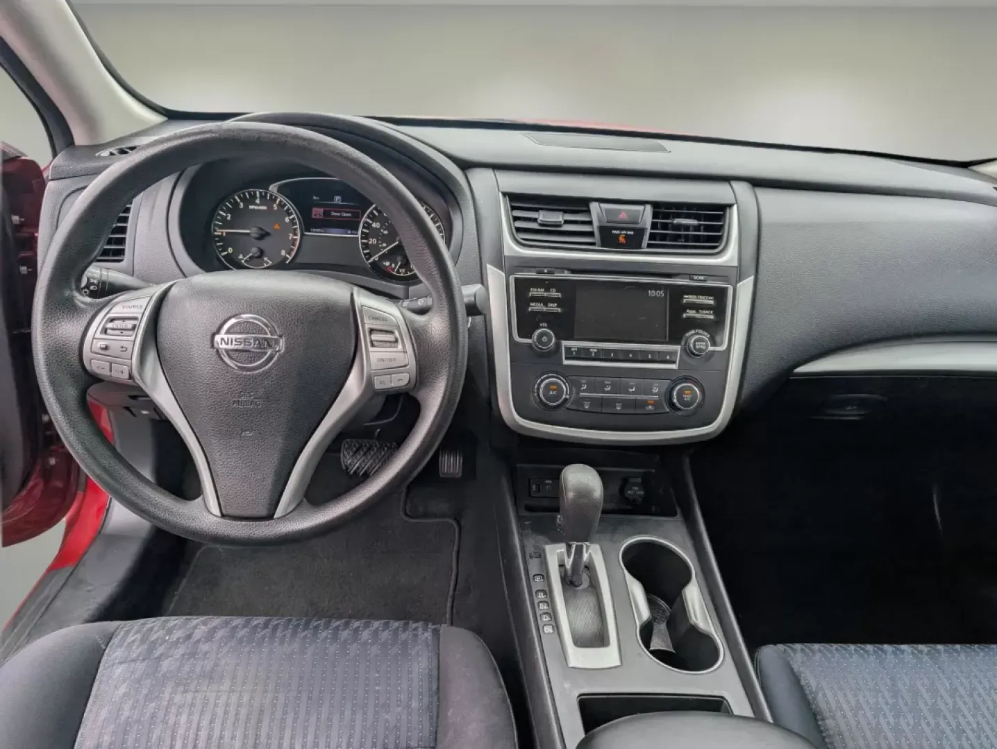2016 /Charcoal Nissan Altima 2.5 S (1N4AL3AP2GN) with an Other engine, located at 5115 14th Ave., Columbus, GA, 31904, (706) 323-0345, 32.511494, -84.971046 - **Drive Your Dreams with the 2016 Nissan Altima 2.5 S at Gils Auto Perfect for Your Everyday Adventures!**<br /> <br /> Are you in search of a reliable sedan that's perfect for your daily commute or weekend escapades? Look no further than this stunning 2016 Nissan Altima 2.5 S, available now at Gil - Photo#11