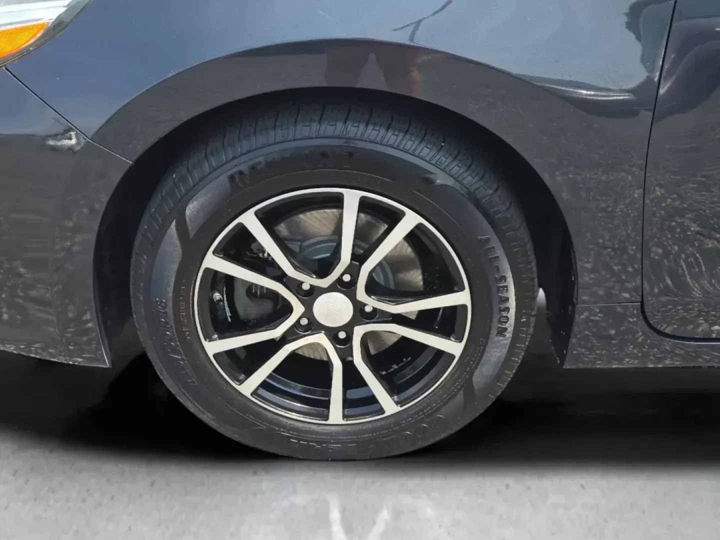 2016 Nissan Altima 2.5 (1N4AL3AP5GN) with an Other engine, located at 5115 14th Ave., Columbus, GA, 31904, (706) 323-0345, 32.511494, -84.971046 - **Your Ideal Commuter Car Awaits: 2016 Nissan Altima 2.5 at Gils Auto - Columbus**<br /> <br /> Are you seeking a reliable and stylish sedan that won't break the bank? Look no further! The 2016 Nissan Altima 2.5 is the perfect vehicle for budget-conscious buyers and families alike. With its comforta - Photo#8