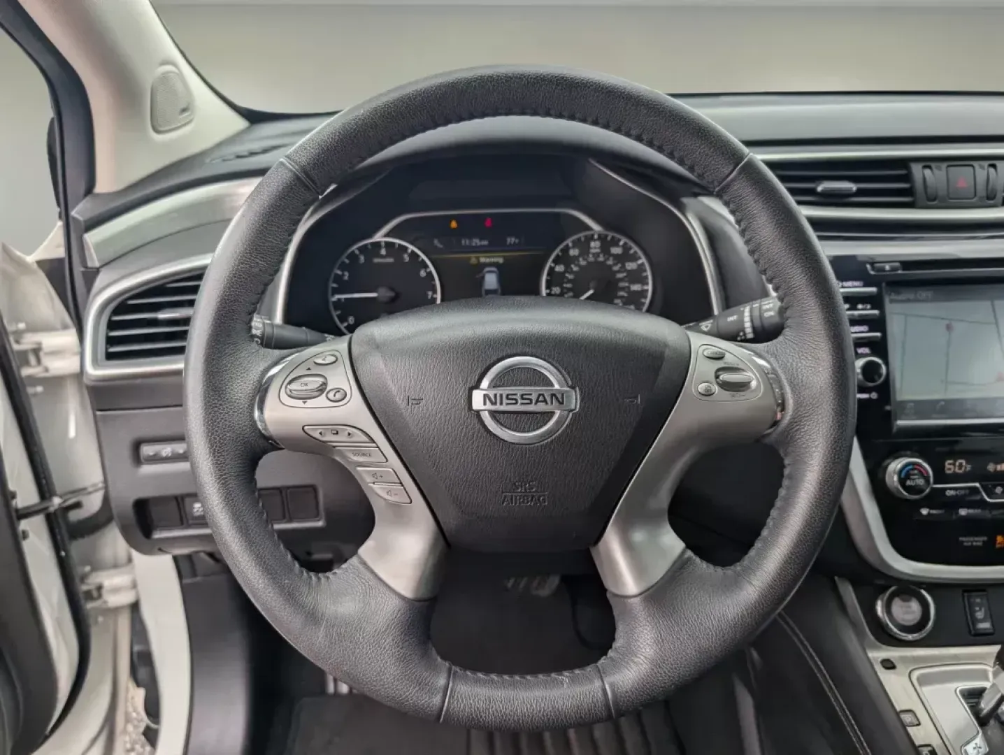 2016 /Black Nissan Murano SL (5N1AZ2MG7GN) with an Regular Unleaded V-6 3.5 L/213 engine, 1-Speed CVT w/OD transmission, located at 7000 Northlake Connector, Columbus, GA, 31904, (706) 987-8085, 32.524975, -84.978134 - 2016 Nissan Murano SL - Photo#14