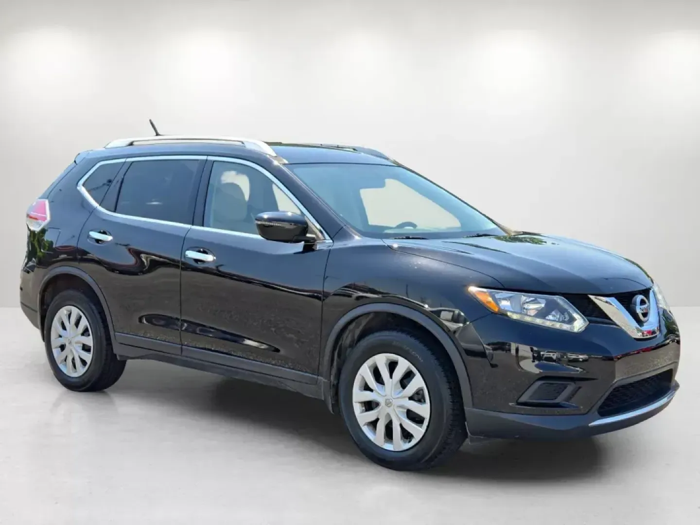 2016 /Almond Nissan Rogue S (JN8AT2MT6GW) with an Other engine, located at 5115 14th Ave., Columbus, GA, 31904, (706) 323-0345, 32.511494, -84.971046 - **Experience Adventure and Comfort with the 2016 Nissan Rogue at Gils Auto - Columbus!**<br /> <br /> Are you on the hunt for an SUV that combines spaciousness, technology, and reliability for your family's next adventure? Look no further than the 2016 Nissan Rogue, available now at Gils Auto, locat - Photo#2