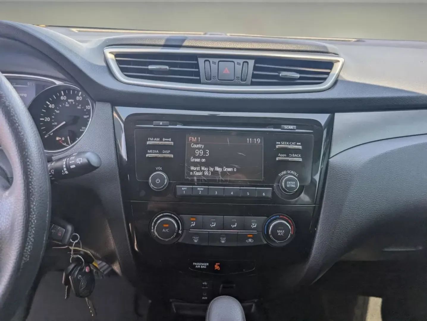 2016 Nissan Rogue S (5N1AT2MT6GC) with an Other engine, located at 521 Old Farm Lane Rd, Prattville, AL, 36066, (334) 325-1505, 32.482460, -86.416367 - **Discover Your Next Adventure with the 2016 Nissan Rogue at Gils Auto!**<br /> <br /> Are you a growing family looking for the perfect SUV to accommodate your active lifestyle? Or perhaps you're a commuter who values comfort and reliability on long drives? Look no further than this 2016 Nissan Rogu - Photo#14