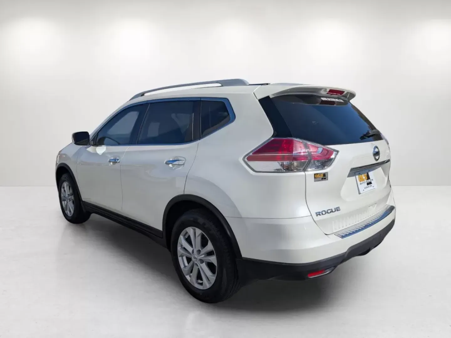 2016 /Almond Nissan Rogue SV (5N1AT2MT5GC) with an Other engine, located at 804 22nd Ave, Phenix City, AL, 36870, (334) 297-1860, 32.484749, -85.024475 - 2016 Nissan Rogue SV - Photo#6