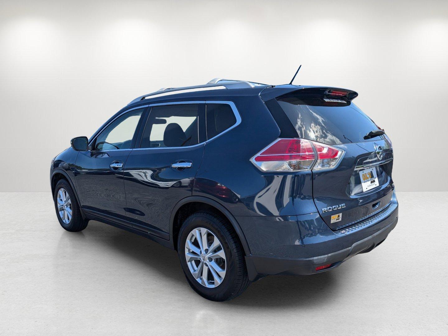 2016 /Almond Nissan Rogue SV (5N1AT2MNXGC) with an Regular Unleaded I-4 2.5 L/152 engine, 1-Speed CVT w/OD transmission, located at 7000 Northlake Connector, Columbus, GA, 31904, (706) 987-8085, 32.524975, -84.978134 - 2016 Nissan Rogue SV - Photo#7