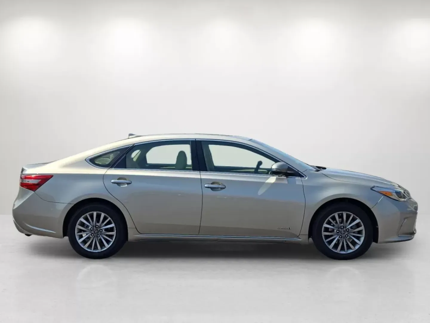 2016 Toyota Avalon Hybrid Limited (4T1BD1EBXGU) with an Other engine, located at 521 Old Farm Lane Rd, Prattville, AL, 36066, (334) 325-1505, 32.482460, -86.416367 - **Elevate Your Driving Experience with the 2016 Toyota Avalon Hybrid Perfect for Family Adventures and Daily Commuting!**<br /> <br /> Are you in search of a vehicle that seamlessly integrates luxury, efficiency, and practicality? Look no further than the 2016 Toyota Avalon Hybrid, now available at - Photo#5