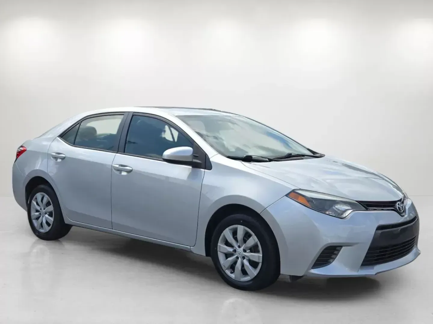 2016 Toyota Corolla (2T1BURHE3GC) with an Other engine, located at 804 22nd Ave, Phenix City, AL, 36870, (334) 297-1860, 32.484749, -85.024475 - 2016 Toyota Corolla - Photo#2