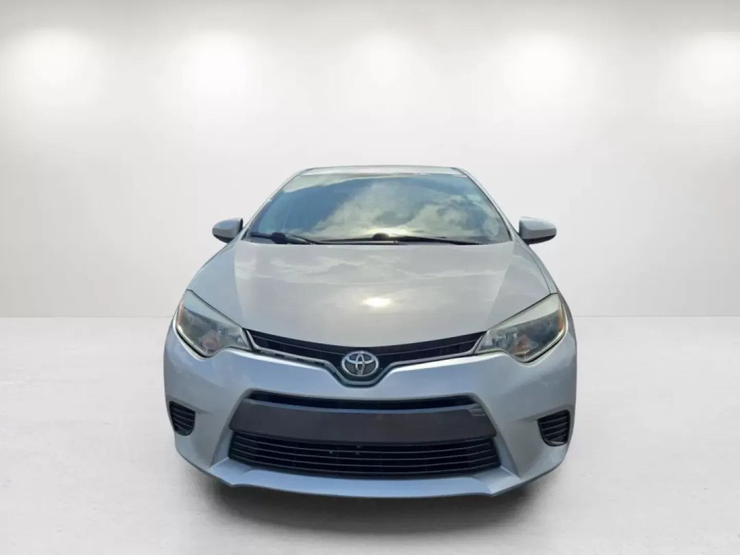 2016 Toyota Corolla (2T1BURHE3GC) with an Other engine, located at 1430 Gateway Drive, Opelika, AL, 36801, (334) 239-0944, 32.637871, -85.409790 - If you're searching for a reliable and budget-friendly vehicle for your daily commutes or weekend adventures, look no further than this 2016 Toyota Corolla, now available at Gils Auto in Phenix City, AL. With a sleek silver exterior and impressive features, this sedan is not just a mode of transport - Photo#1