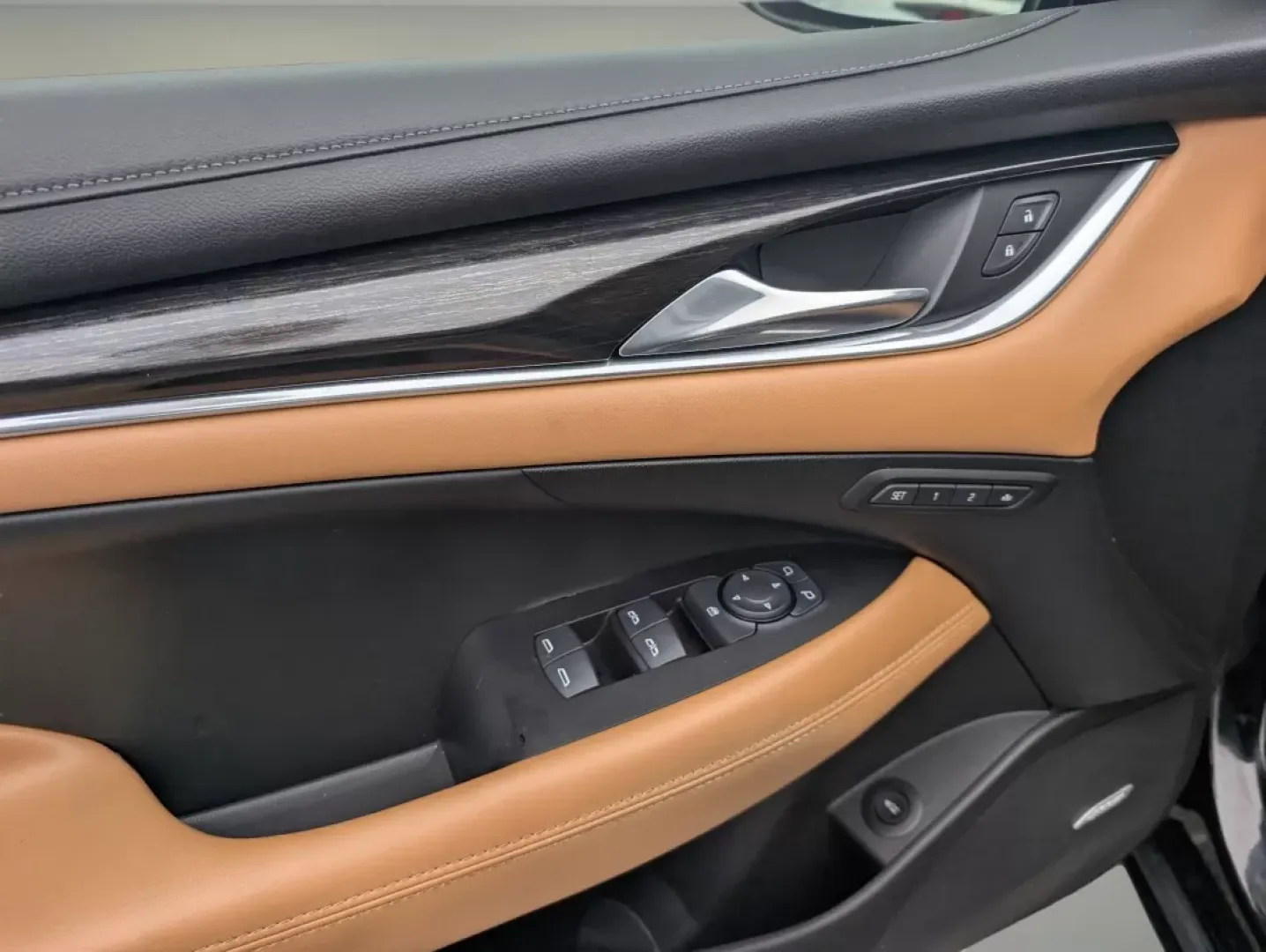 2017 /Brandy Buick LaCrosse Essence (1G4ZP5SS8HU) with an Other engine, located at 1430 Gateway Drive, Opelika, AL, 36801, (334) 239-0944, 32.637871, -85.409790 - Are you in the market for a stylish and reliable sedan that fits seamlessly into your everyday life? Look no further! The 2017 Buick LaCrosse Essence is here to elevate your daily commute and weekend adventures alike. With its elegant design and advanced features, this vehicle perfectly suits anyone - Photo#8