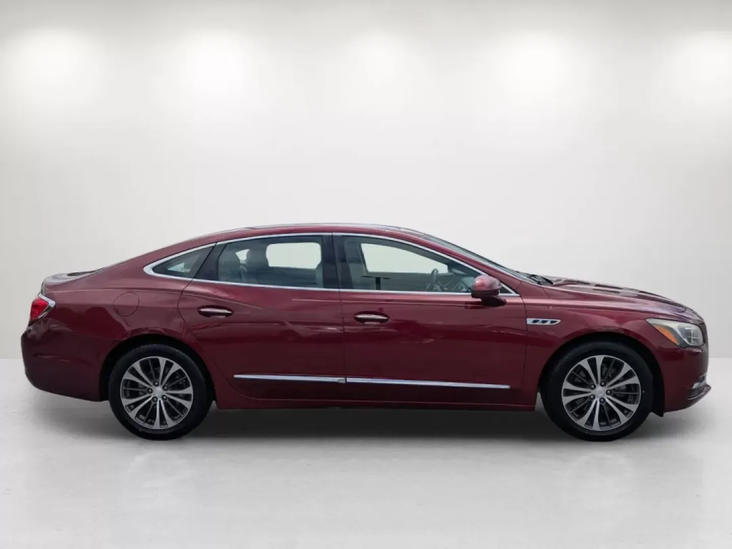 2017 /Light Neutral Buick LaCrosse Essence (1G4ZP5SS1HU) with an Other engine, located at 1430 Gateway Drive, Opelika, AL, 36801, (334) 239-0944, 32.637871, -85.409790 - **Experience Luxury and Comfort with the 2017 Buick LaCrosse Essence Perfect for Your Next Adventure!**<br /> <br /> Are you in search of a stylish and versatile sedan that effortlessly combines luxury with practicality? Look no further than the 2017 Buick LaCrosse Essence, now available at Gils Au - Photo#3