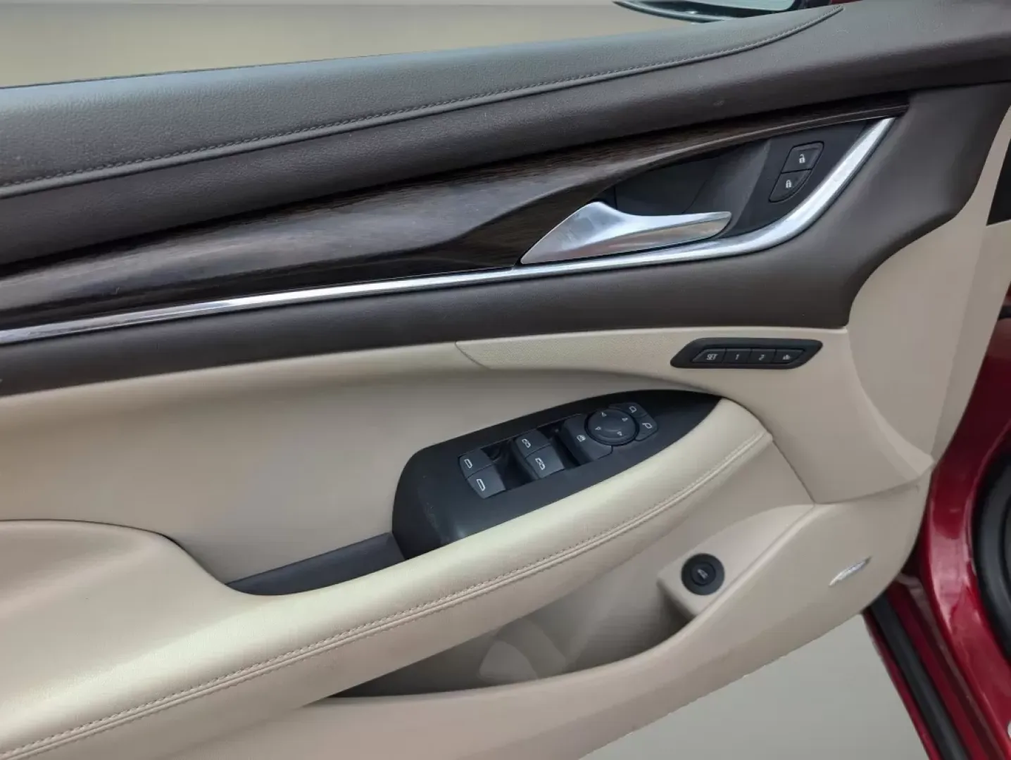 2017 /Light Neutral Buick LaCrosse Essence (1G4ZP5SS1HU) with an Other engine, located at 1430 Gateway Drive, Opelika, AL, 36801, (334) 239-0944, 32.637871, -85.409790 - **Experience Luxury and Comfort with the 2017 Buick LaCrosse Essence Perfect for Your Next Adventure!**<br /> <br /> Are you in search of a stylish and versatile sedan that effortlessly combines luxury with practicality? Look no further than the 2017 Buick LaCrosse Essence, now available at Gils Au - Photo#8