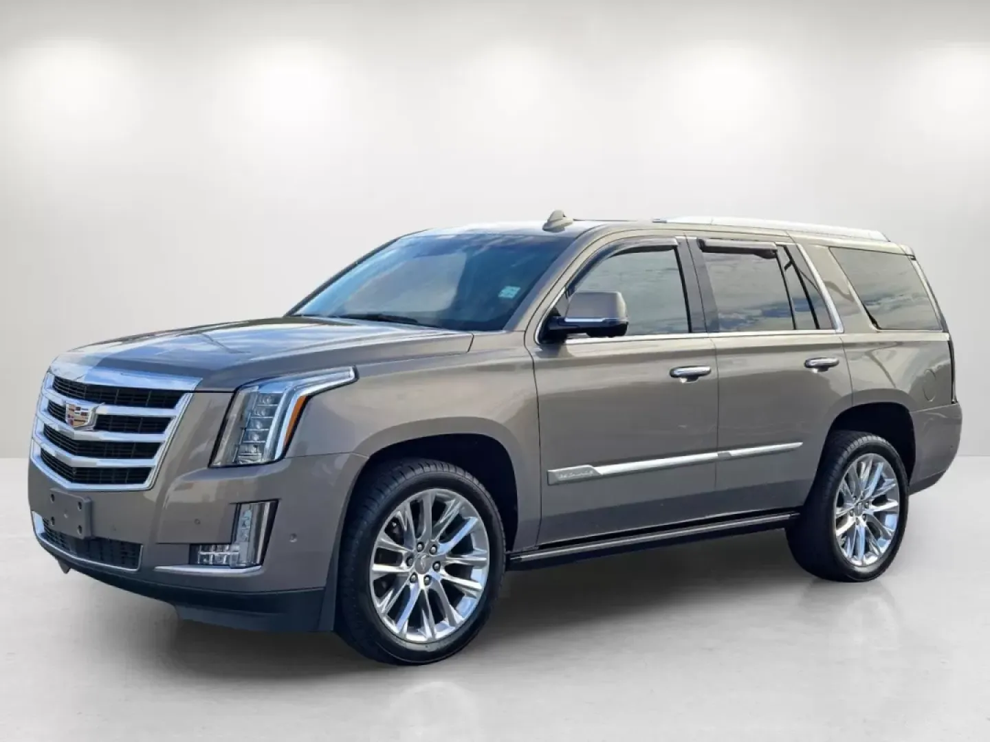 2017 /Shale with Cocoa Accents Cadillac Escalade Premium Luxury (1GYS3CKJ9HR) with an Other engine, located at 3959 U.S. 80 W, Phenix City, AL, 36870, (334) 297-4885, 32.469296, -85.135185 - Unleash your adventurous spirit with the stunning 2017 Cadillac Escalade Premium Luxury, now available at Gils Auto in Phenix City, AL. This SUV is not just a mode of transportation; it's a lifestyle choice perfect for families, weekend warriors, and those who appreciate the finer things in life. Wh - Photo#1