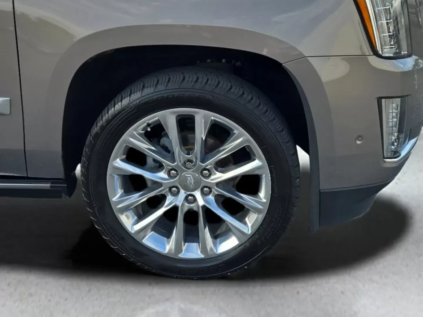 2017 /Shale with Cocoa Accents Cadillac Escalade Premium Luxury (1GYS3CKJ9HR) with an Other engine, located at 3959 U.S. 80 W, Phenix City, AL, 36870, (334) 297-4885, 32.469296, -85.135185 - Unleash your adventurous spirit with the stunning 2017 Cadillac Escalade Premium Luxury, now available at Gils Auto in Phenix City, AL. This SUV is not just a mode of transportation; it's a lifestyle choice perfect for families, weekend warriors, and those who appreciate the finer things in life. Wh - Photo#3