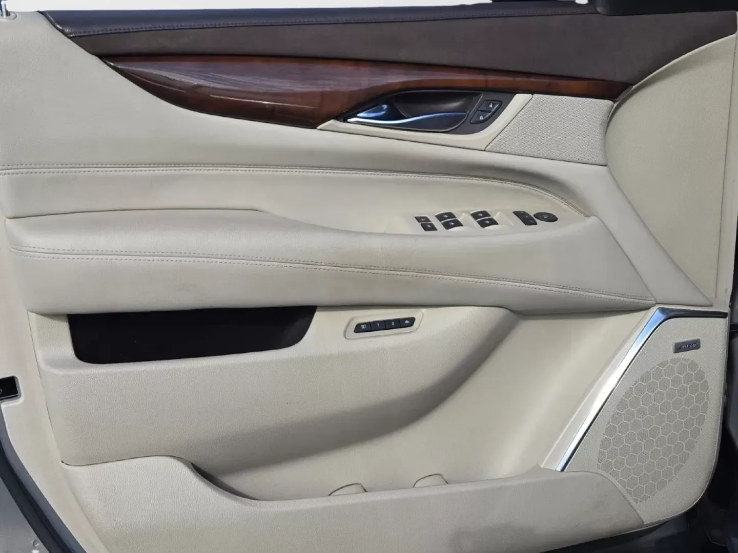 2017 /Shale with Cocoa Accents Cadillac Escalade Premium Luxury (1GYS3CKJ9HR) with an Other engine, located at 3959 U.S. 80 W, Phenix City, AL, 36870, (334) 297-4885, 32.469296, -85.135185 - Unleash your adventurous spirit with the stunning 2017 Cadillac Escalade Premium Luxury, now available at Gils Auto in Phenix City, AL. This SUV is not just a mode of transportation; it's a lifestyle choice perfect for families, weekend warriors, and those who appreciate the finer things in life. Wh - Photo#10