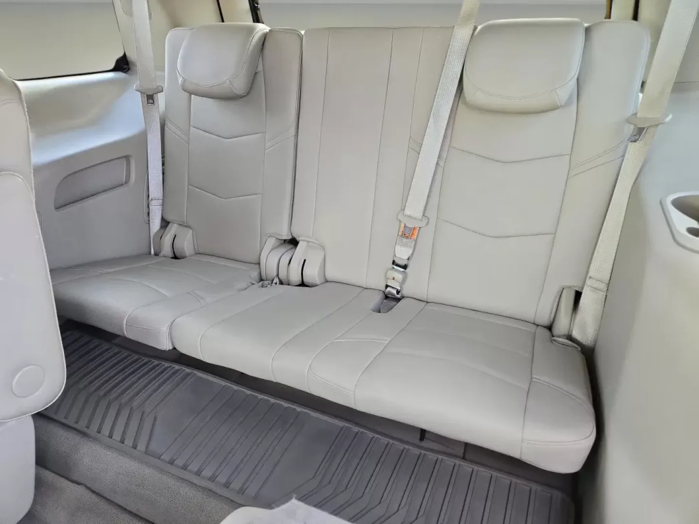 2017 /Shale with Cocoa Accents Cadillac Escalade Premium Luxury (1GYS3CKJ9HR) with an Other engine, located at 3959 U.S. 80 W, Phenix City, AL, 36870, (334) 297-4885, 32.469296, -85.135185 - Unleash your adventurous spirit with the stunning 2017 Cadillac Escalade Premium Luxury, now available at Gils Auto in Phenix City, AL. This SUV is not just a mode of transportation; it's a lifestyle choice perfect for families, weekend warriors, and those who appreciate the finer things in life. Wh - Photo#14