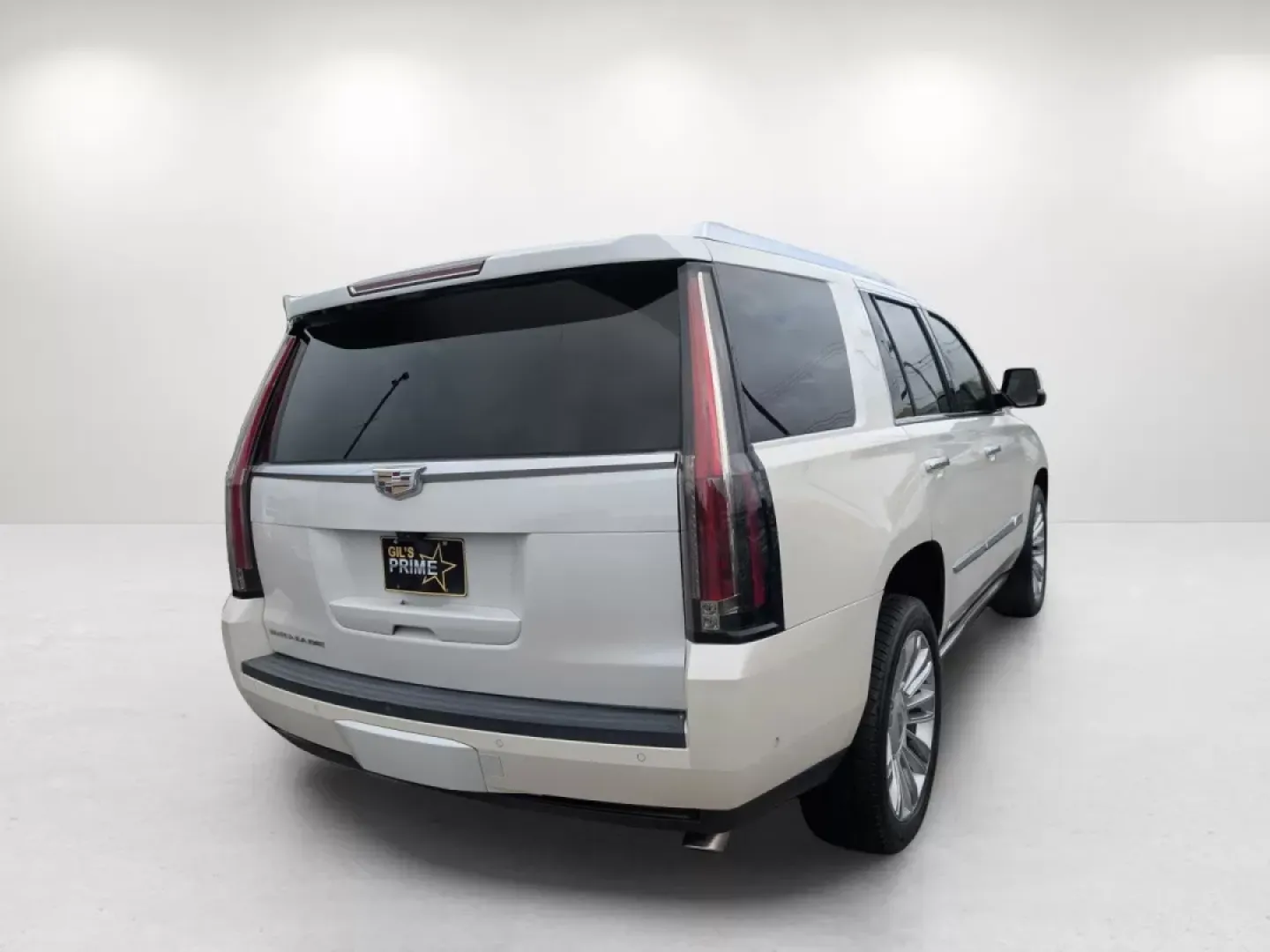 2017 /Jet Black with Jet Black Accents Cadillac Escalade Platinum (1GYS4DKJ5HR) with an Other engine, located at 1430 Gateway Drive, Opelika, AL, 36801, (334) 239-0944, 32.637871, -85.409790 - ### Elevate Your Lifestyle with the 2017 Cadillac Escalade Platinum at Gils Auto!<br /> <br /> Are you ready to take on life's adventures in style? The 2017 Cadillac Escalade Platinum is not just a vehicle; it's a statement of luxury and performance that fits perfectly into your active lifestyle. Th - Photo#4