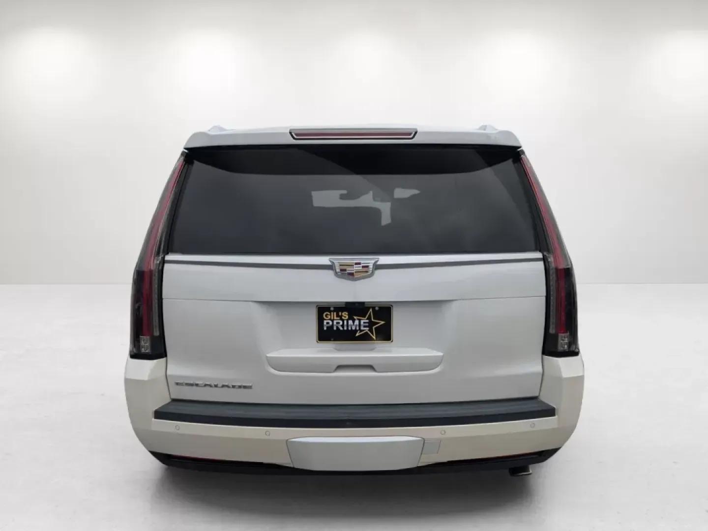 2017 /Jet Black with Jet Black Accents Cadillac Escalade Platinum (1GYS4DKJ5HR) with an Other engine, located at 1430 Gateway Drive, Opelika, AL, 36801, (334) 239-0944, 32.637871, -85.409790 - ### Elevate Your Lifestyle with the 2017 Cadillac Escalade Platinum at Gils Auto!<br /> <br /> Are you ready to take on life's adventures in style? The 2017 Cadillac Escalade Platinum is not just a vehicle; it's a statement of luxury and performance that fits perfectly into your active lifestyle. Th - Photo#5