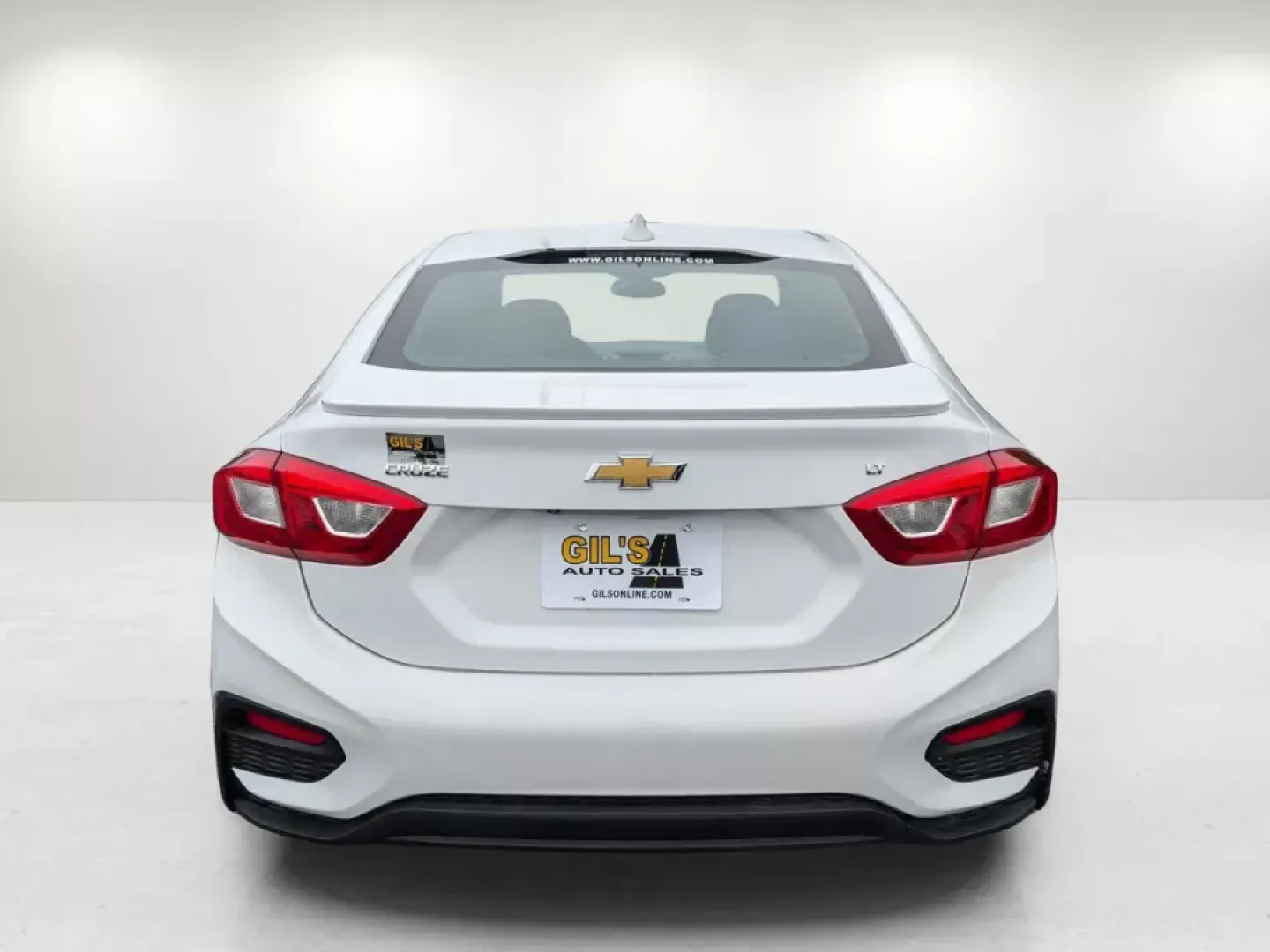2017 /Jet Black Chevrolet Cruze LT (1G1BE5SM3H7) with an Turbocharged Gas I4 1.4L/ engine, 6-Speed Automatic transmission, located at 1430 Gateway Drive, Opelika, AL, 36801, (334) 239-0944, 32.637871, -85.409790 - 2017 Chevrolet Cruze LT - Photo#5