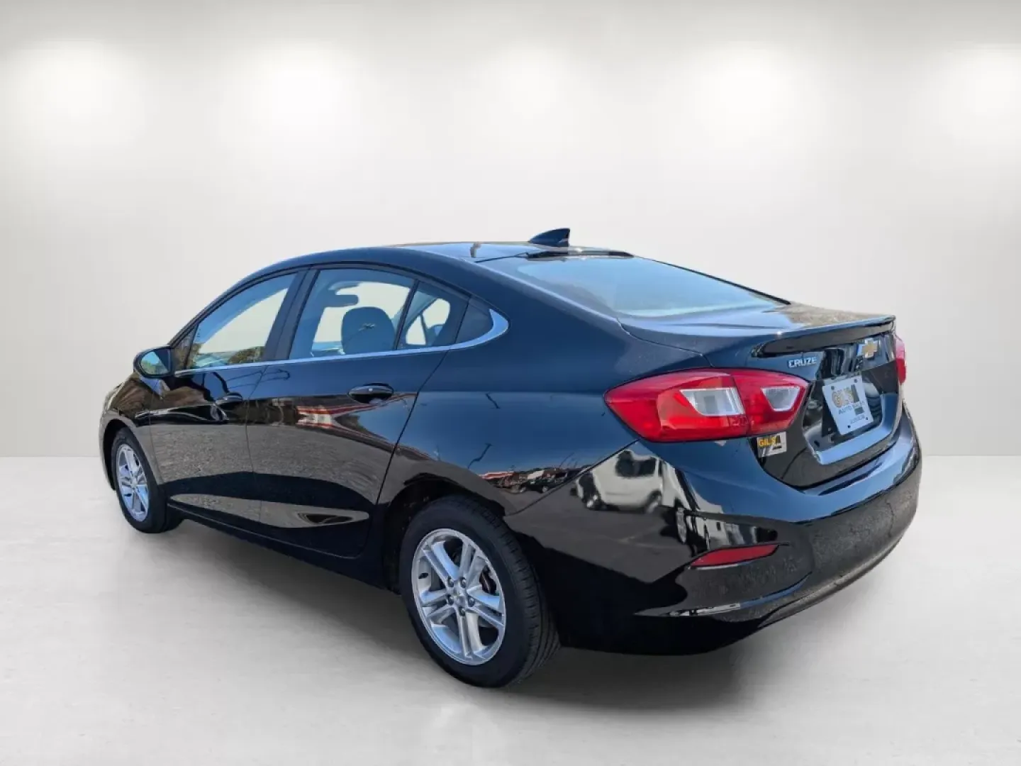 2017 /Jet Black Chevrolet Cruze LT (1G1BE5SM1H7) with an Other engine, located at 1430 Gateway Drive, Opelika, AL, 36801, (334) 239-0944, 32.637871, -85.409790 - 2017 Chevrolet Cruze LT - Photo#6