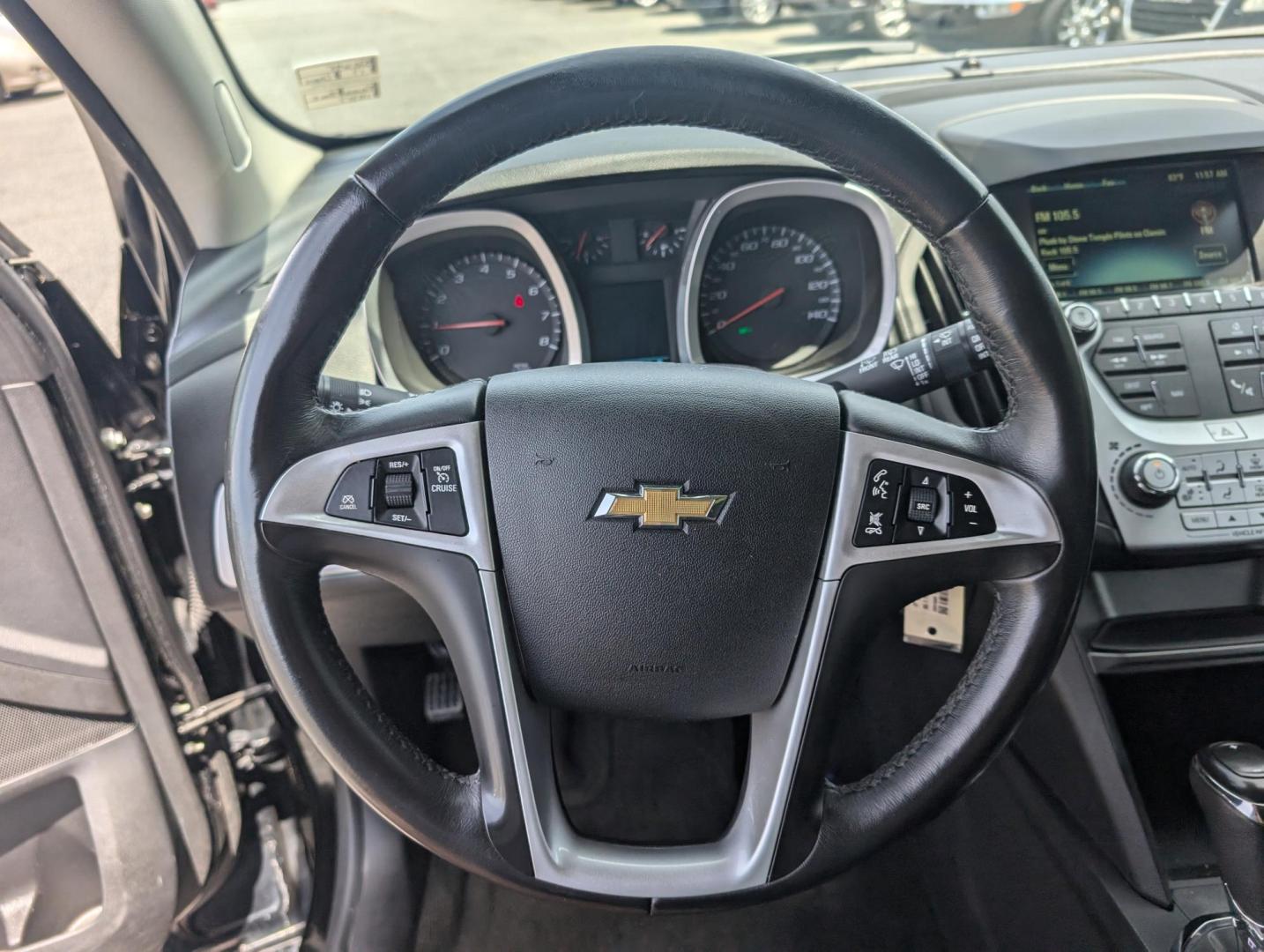 2017 /Jet Black Chevrolet Equinox LT (2GNALCEK0H6) with an Gas I4 2.4/145 engine, 6-Speed Automatic transmission, located at 3959 U.S. 80 W, Phenix City, AL, 36870, (334) 297-4885, 32.469296, -85.135185 - 2017 Chevrolet Equinox LT - Photo#14
