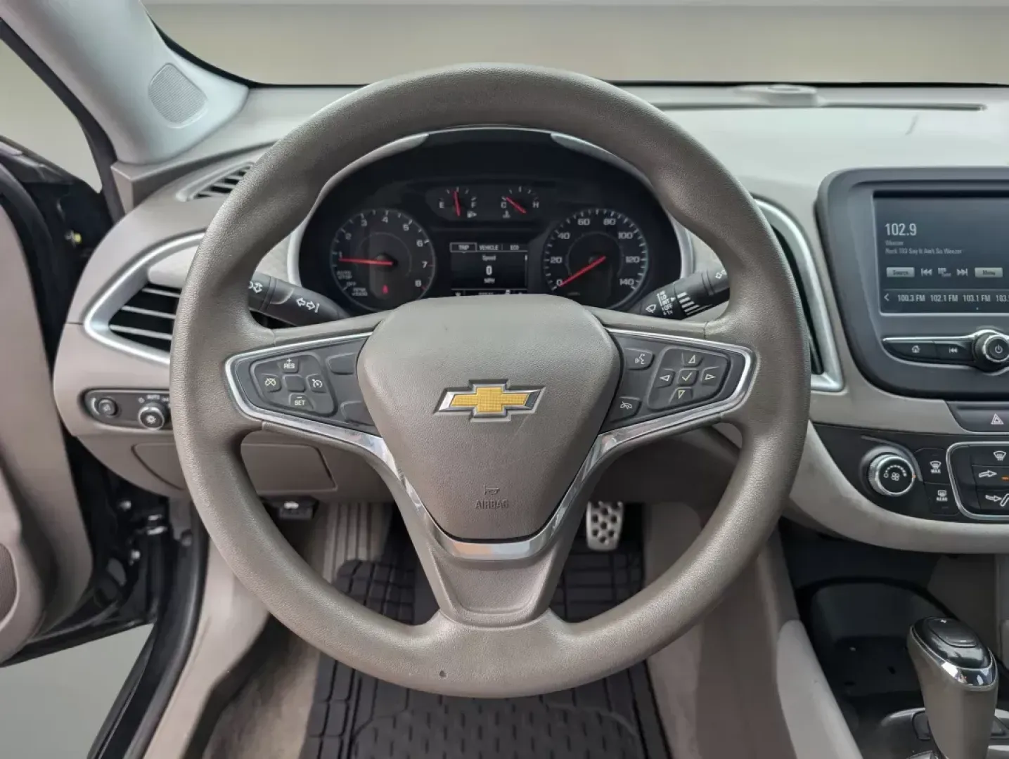 2017 /Dark Atmosphere/Medium Ash Gray Chevrolet Malibu LS (1G1ZB5ST1HF) with an Turbocharged Gas I4 1.5L/91 engine, 6-Speed Automatic transmission, located at 3959 U.S. 80 W, Phenix City, AL, 36870, (334) 297-4885, 32.469296, -85.135185 - 2017 Chevrolet Malibu LS - Photo#15