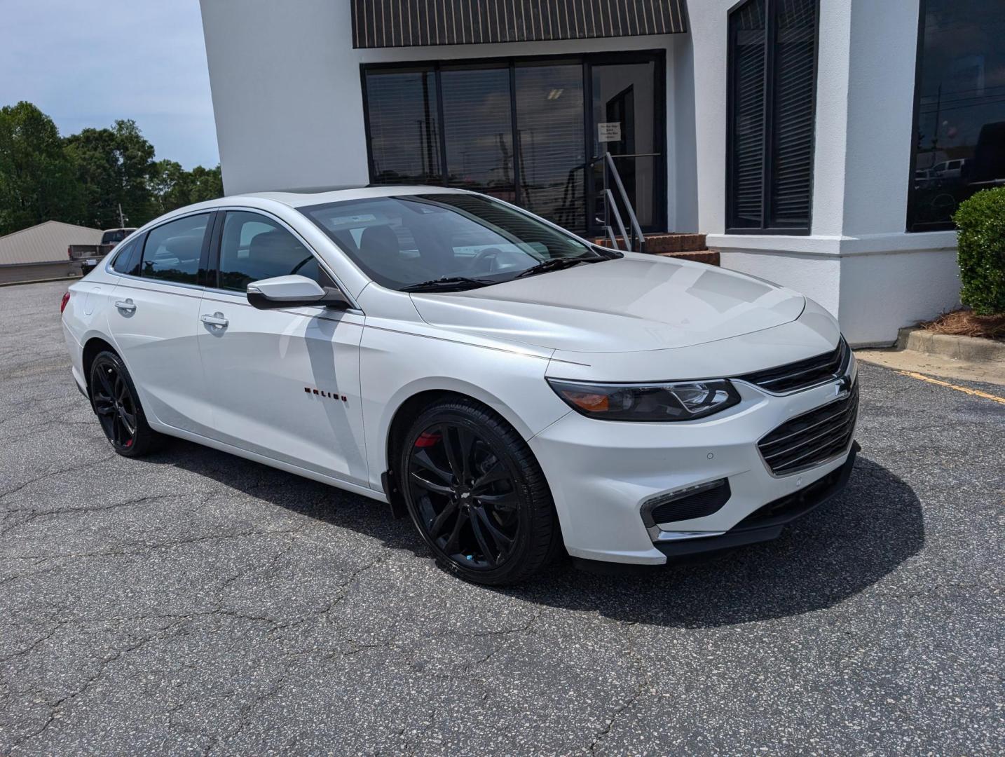 2017 /Jet Black Chevrolet Malibu Premier (1G1ZH5SX9HF) with an Turbocharged Gas I4 2.0L/122 engine, 9-Speed Automatic transmission, located at 3959 U.S. 80 W, Phenix City, AL, 36870, (334) 297-4885, 32.469296, -85.135185 - 2017 Chevrolet Malibu Premier - Photo#2