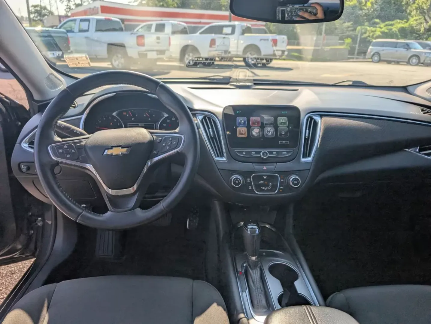 2017 /Jet Black Chevrolet Malibu LT (1G1ZE5ST7HF) with an Other engine, located at 3959 U.S. 80 W, Phenix City, AL, 36870, (334) 297-4885, 32.469296, -85.135185 - Discover the thrill of the open road with the 2017 Chevrolet Malibu LT, an ideal sedan for budget-conscious buyers and families seeking reliability and comfort. Whether you're commuting to work, running errands in Phenix City, or planning a weekend getaway, this stylish vehicle has everything you ne - Photo#11