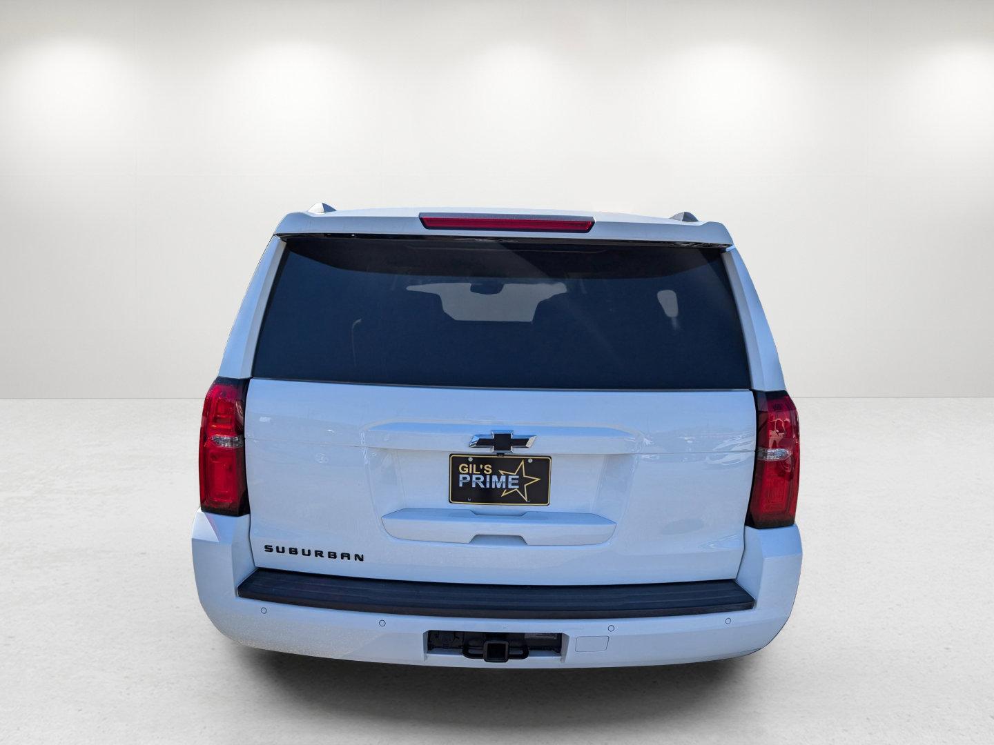 2017 /Cocoa/Dune Chevrolet Suburban LT (1GNSCHKC8HR) with an Gas/Ethanol V8 5.3L/ engine, 6-Speed Automatic transmission, located at 7000 Northlake Connector, Columbus, GA, 31904, (706) 987-8085, 32.524975, -84.978134 - 2017 Chevrolet Suburban LT - Photo#5