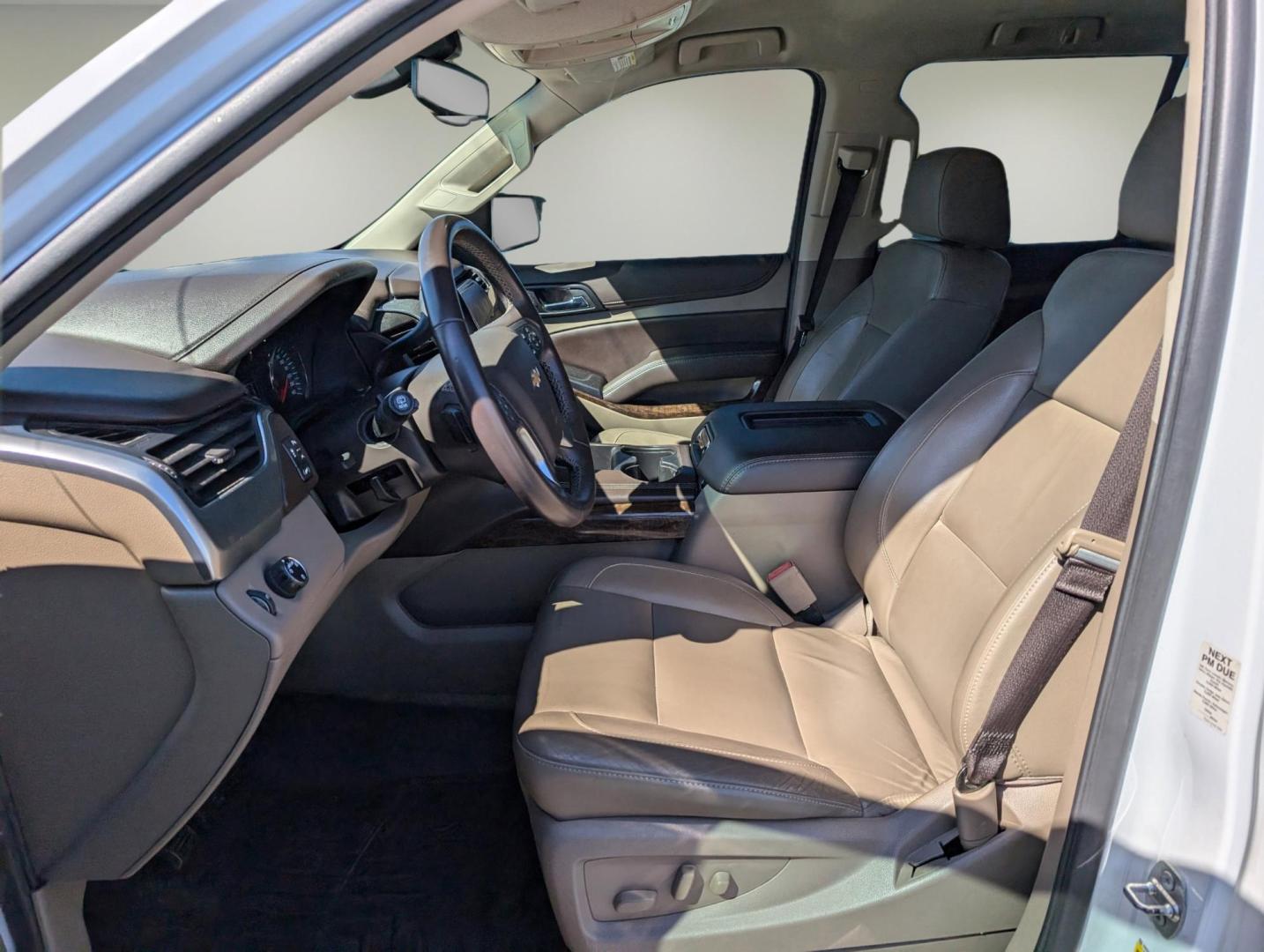 2017 /Cocoa/Dune Chevrolet Suburban LT (1GNSCHKC8HR) with an Gas/Ethanol V8 5.3L/ engine, 6-Speed Automatic transmission, located at 7000 Northlake Connector, Columbus, GA, 31904, (706) 987-8085, 32.524975, -84.978134 - 2017 Chevrolet Suburban LT - Photo#9