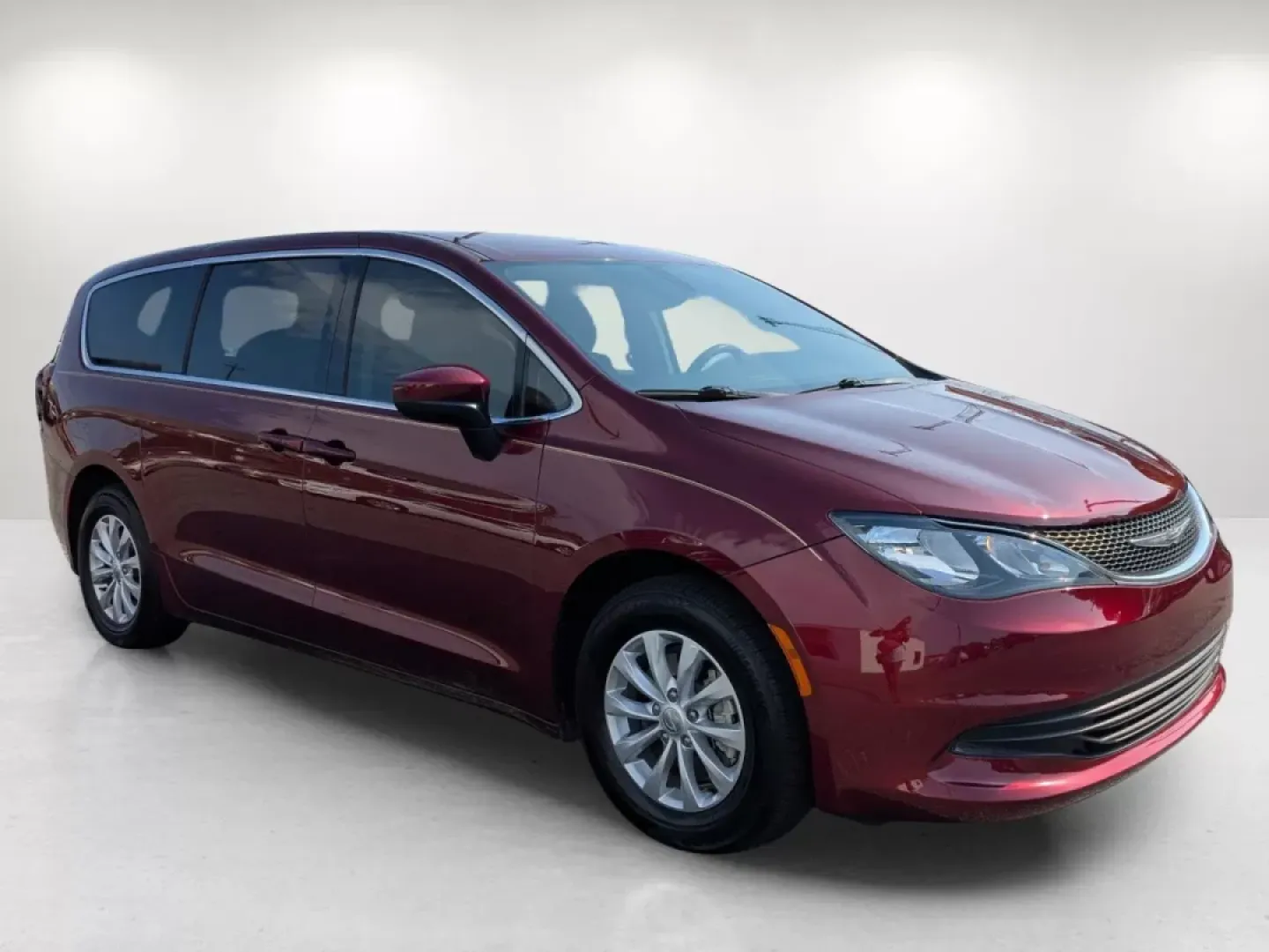 2017 /Toffee/Cognac/Alloy Chrysler Pacifica Touring (2C4RC1DG2HR) with an Other engine, located at 521 Old Farm Lane Rd, Prattville, AL, 36066, (334) 325-1505, 32.482460, -86.416367 - Are you ready to take your family road trips to the next level? Look no further than this stunning 2017 Chrysler Pacifica Touring, perfect for growing families and weekend adventurers alike! At Gils Auto in Phenix City, AL, we specialize in helping our customers find the ideal vehicle, even if they - Photo#2