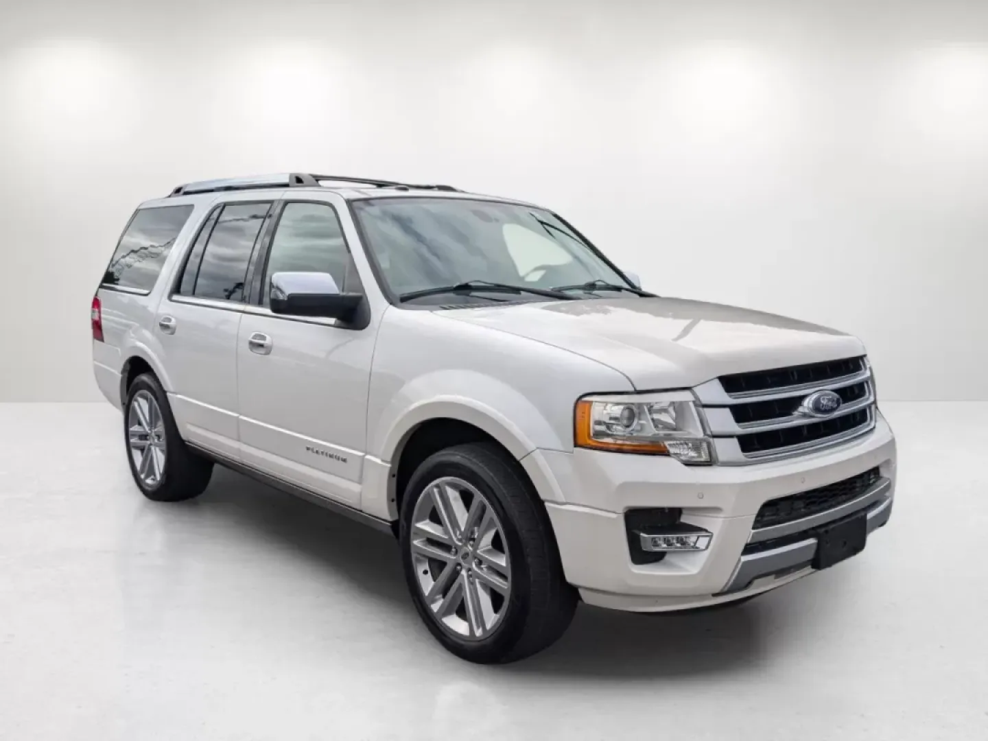 2017 Ford Expedition Platinum (1FMJU1LT8HE) with an Other engine, located at 5115 14th Ave., Columbus, GA, 31904, (706) 323-0345, 32.511494, -84.971046 - Discover the ultimate family SUV that combines power, luxury, and versatility-the 2017 Ford Expedition Platinum! Perfect for growing families and weekend adventures, this vehicle offers ample space, advanced safety features, and unmatched comfort. Whether you're embarking on a cross-country road tri - Photo#2