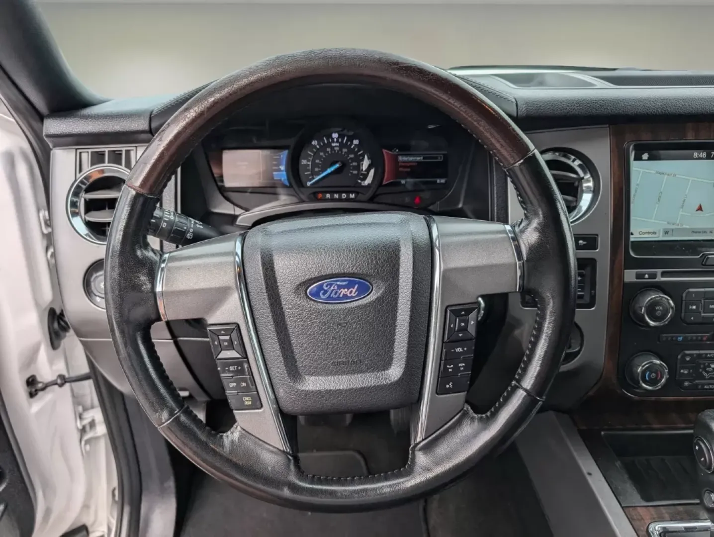 2017 Ford Expedition Platinum (1FMJU1LT8HE) with an Other engine, located at 5115 14th Ave., Columbus, GA, 31904, (706) 323-0345, 32.511494, -84.971046 - Discover the ultimate family SUV that combines power, luxury, and versatility-the 2017 Ford Expedition Platinum! Perfect for growing families and weekend adventures, this vehicle offers ample space, advanced safety features, and unmatched comfort. Whether you're embarking on a cross-country road tri - Photo#12