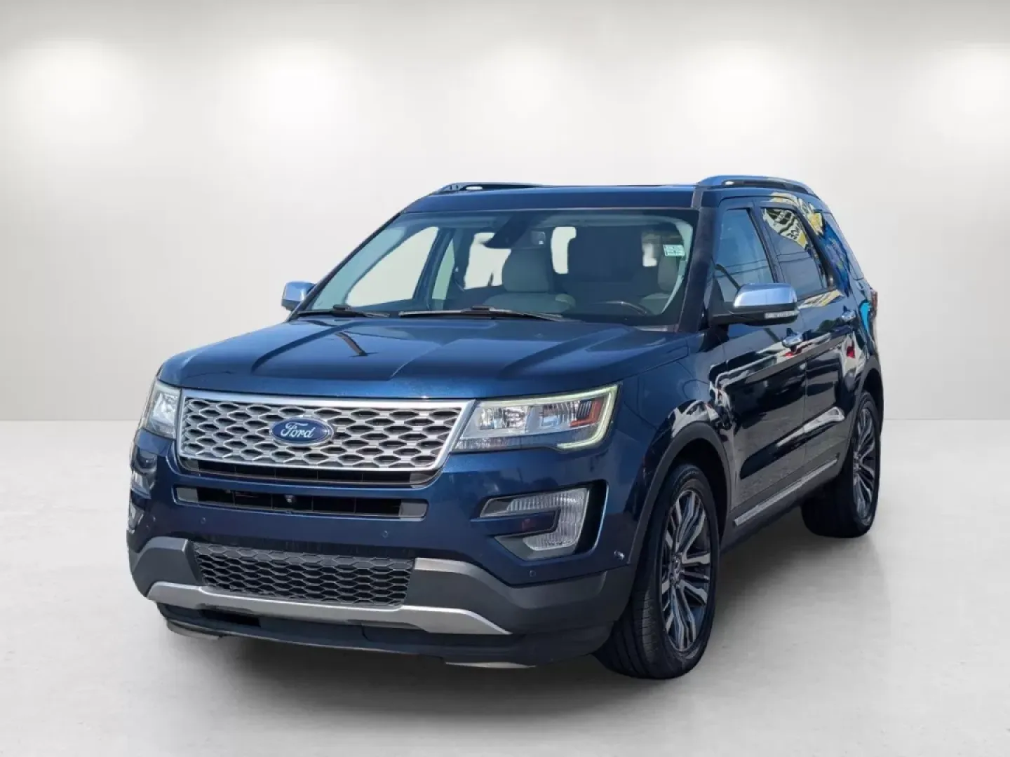 2017 Ford Explorer Platinum (1FM5K8HT7HG) with an Other engine, located at 3959 U.S. 80 W, Phenix City, AL, 36870, (334) 297-4885, 32.469296, -85.135185 - **Discover the Ultimate Family SUV: 2017 Ford Explorer Platinum at Gils Auto!**<br /> <br /> Are you looking for a vehicle that can transform your family outings into unforgettable adventures? The 2017 Ford Explorer Platinum is the perfect solution for growing families, outdoor enthusiasts, and anyo - Photo#1
