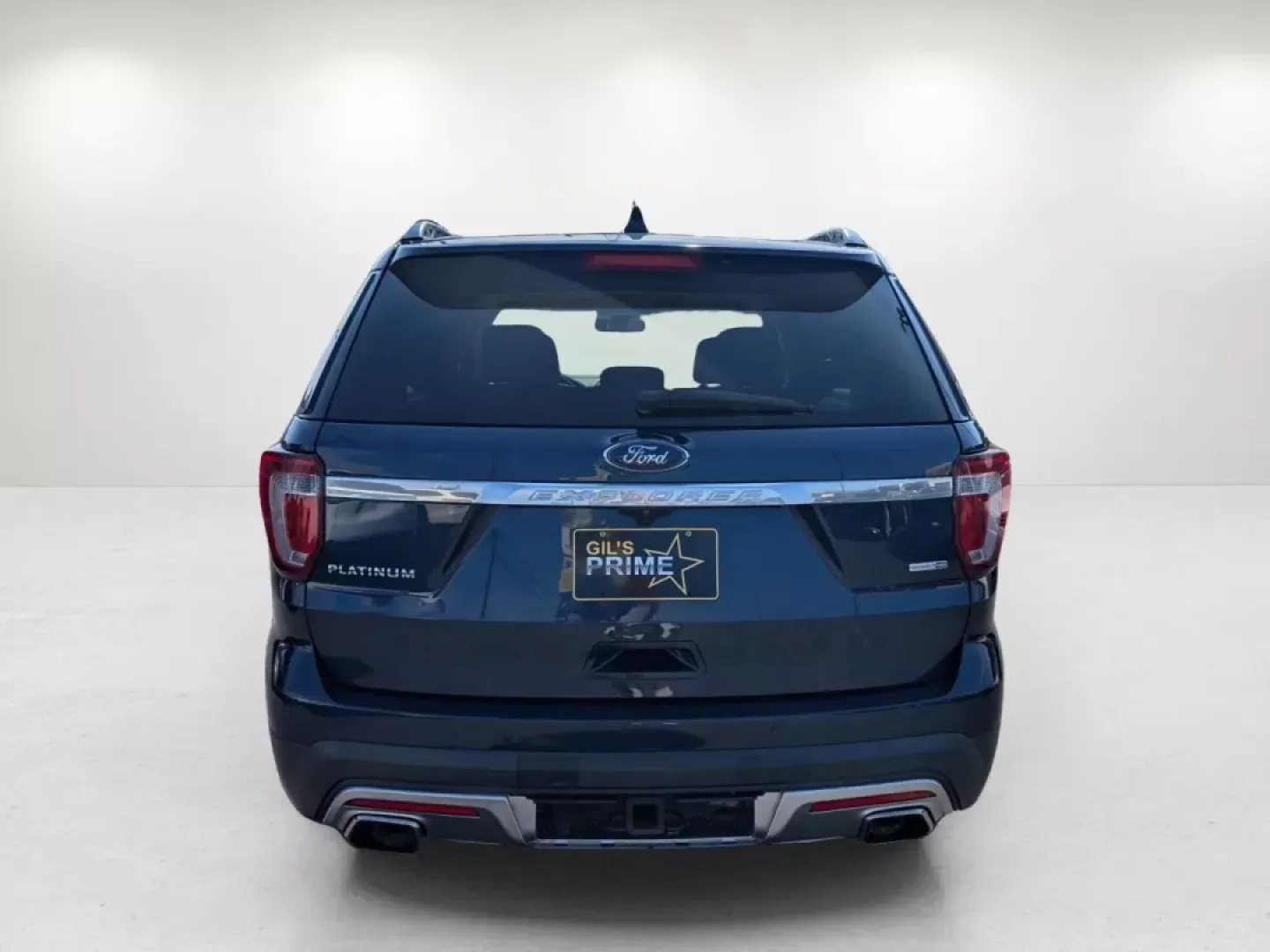 2017 Ford Explorer Platinum (1FM5K8HT7HG) with an Other engine, located at 3959 U.S. 80 W, Phenix City, AL, 36870, (334) 297-4885, 32.469296, -85.135185 - **Discover the Ultimate Family SUV: 2017 Ford Explorer Platinum at Gils Auto!**<br /> <br /> Are you looking for a vehicle that can transform your family outings into unforgettable adventures? The 2017 Ford Explorer Platinum is the perfect solution for growing families, outdoor enthusiasts, and anyo - Photo#6