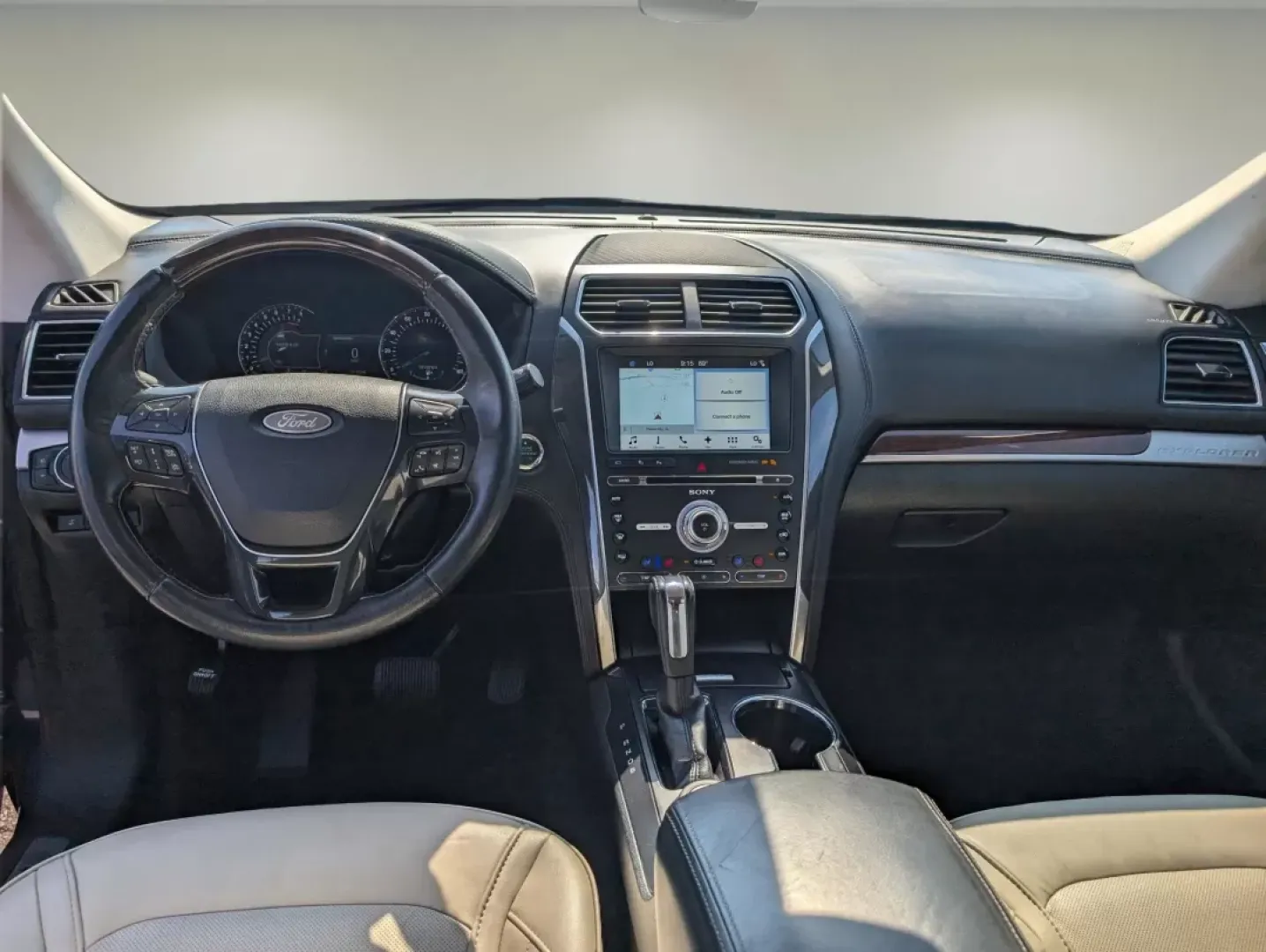 2017 Ford Explorer Platinum (1FM5K8HT7HG) with an Other engine, located at 3959 U.S. 80 W, Phenix City, AL, 36870, (334) 297-4885, 32.469296, -85.135185 - **Discover the Ultimate Family SUV: 2017 Ford Explorer Platinum at Gils Auto!**<br /> <br /> Are you looking for a vehicle that can transform your family outings into unforgettable adventures? The 2017 Ford Explorer Platinum is the perfect solution for growing families, outdoor enthusiasts, and anyo - Photo#13