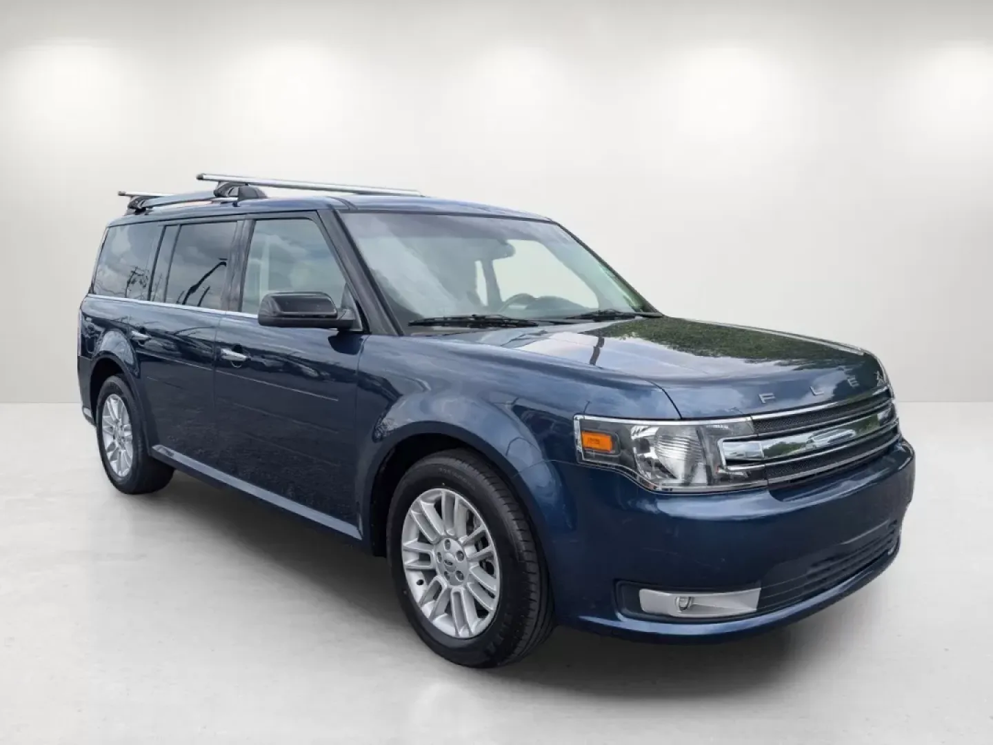 2017 Ford Flex SEL (2FMGK5C8XHB) with an Other engine, located at 1430 Gateway Drive, Opelika, AL, 36801, (334) 239-0944, 32.637871, -85.409790 - 2017 Ford Flex SEL - Photo#2