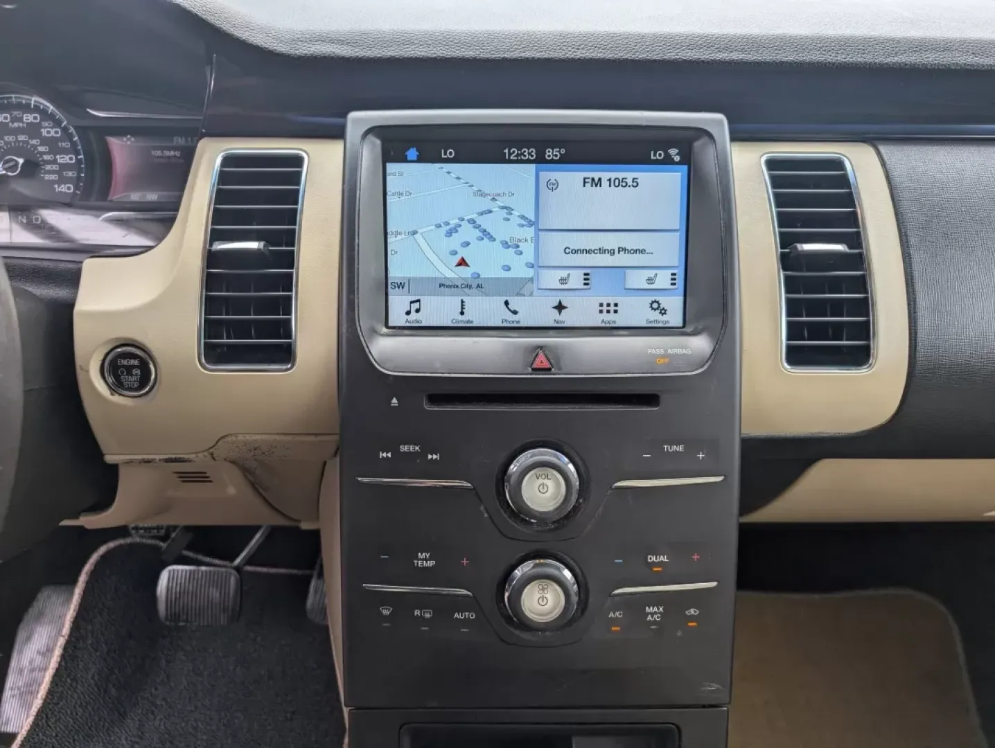 2017 Ford Flex SEL (2FMGK5C8XHB) with an Other engine, located at 1430 Gateway Drive, Opelika, AL, 36801, (334) 239-0944, 32.637871, -85.409790 - 2017 Ford Flex SEL - Photo#13