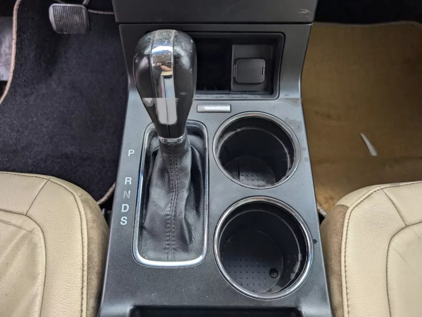 2017 Ford Flex SEL (2FMGK5C8XHB) with an Other engine, located at 1430 Gateway Drive, Opelika, AL, 36801, (334) 239-0944, 32.637871, -85.409790 - 2017 Ford Flex SEL - Photo#14