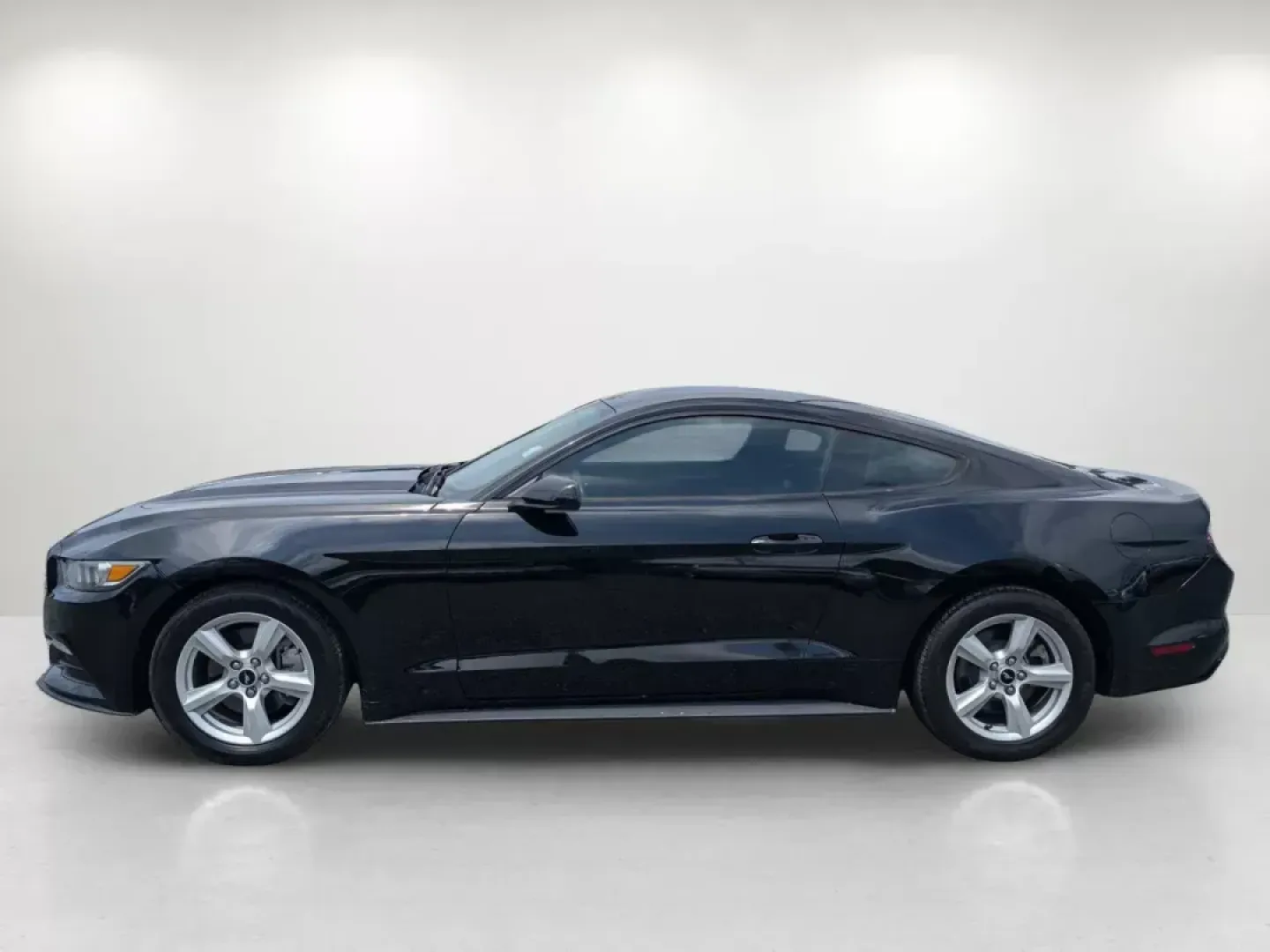 2017 Ford Mustang V6 (1FA6P8AM3H5) with an Other engine, located at 3959 U.S. 80 W, Phenix City, AL, 36870, (334) 297-4885, 32.469296, -85.135185 - **Unleash Your Inner Adventurer with the 2017 Ford Mustang V6!**<br /> <br /> Are you ready to take your driving experience to a whole new level? Whether you're looking to impress your friends, spice up your daily commute, or simply enjoy the thrill of the open road, the 2017 Ford Mustang V6 at Gils - Photo#7