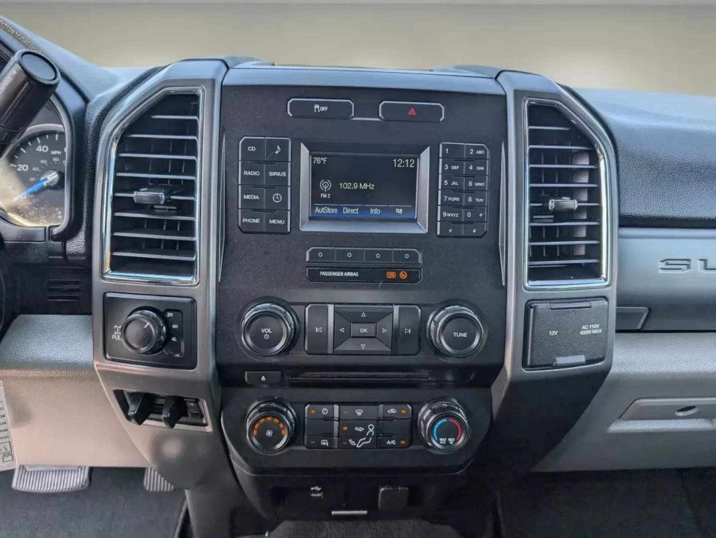 2017 Ford Super Duty F-250 SRW XLT (1FT7W2B61HE) with an Other engine, located at 7000 Northlake Connector, Columbus, GA, 31904, (706) 987-8085, 32.524975, -84.978134 - Are you ready to elevate your weekend adventures or tackle the demands of daily life with unmatched reliability? Meet the 2017 Ford Super Duty F-250 SRW XLT, the versatile crew cab pickup that perfectly blends power, comfort, and advanced technology for families and professionals alike. Whether you' - Photo#14