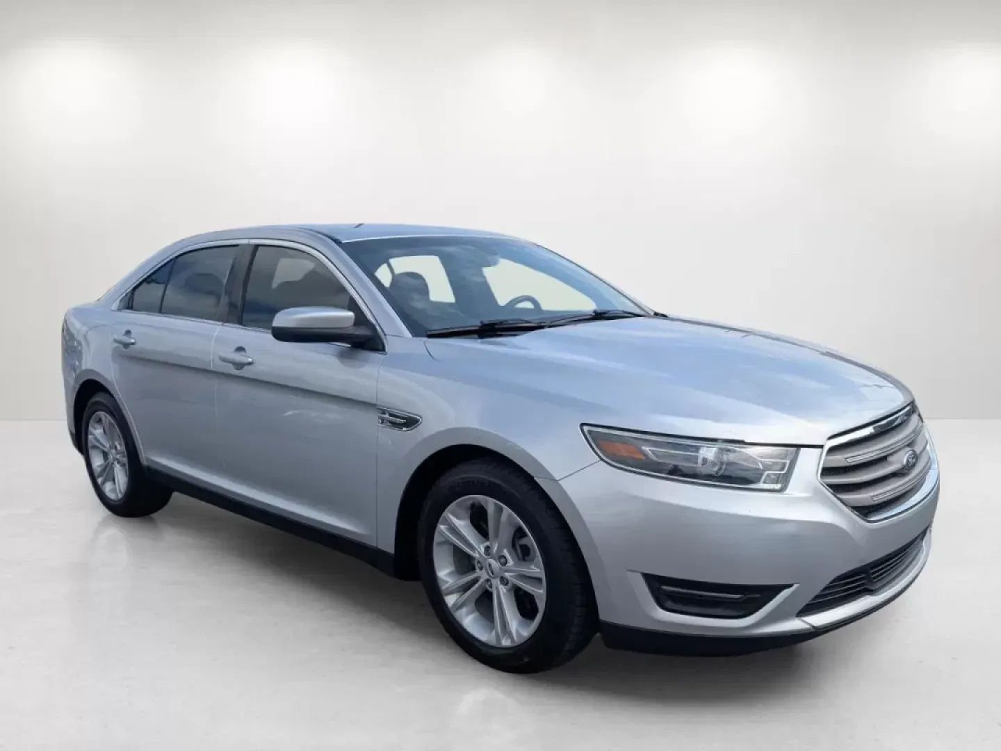 2017 Ford Taurus SEL (1FAHP2E82HG) with an Other engine, located at 804 22nd Ave, Phenix City, AL, 36870, (334) 297-1860, 32.484749, -85.024475 - Are you on the hunt for a reliable sedan that suits your everyday needs without breaking the bank? Look no further! At Gils Auto, located in the heart of Phenix City, AL, we proudly present this exceptional 2017 Ford Taurus SEL, the perfect car for budget-conscious buyers and families on the go. Thi - Photo#2