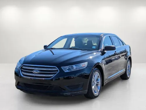 2017 Ford Taurus SE
