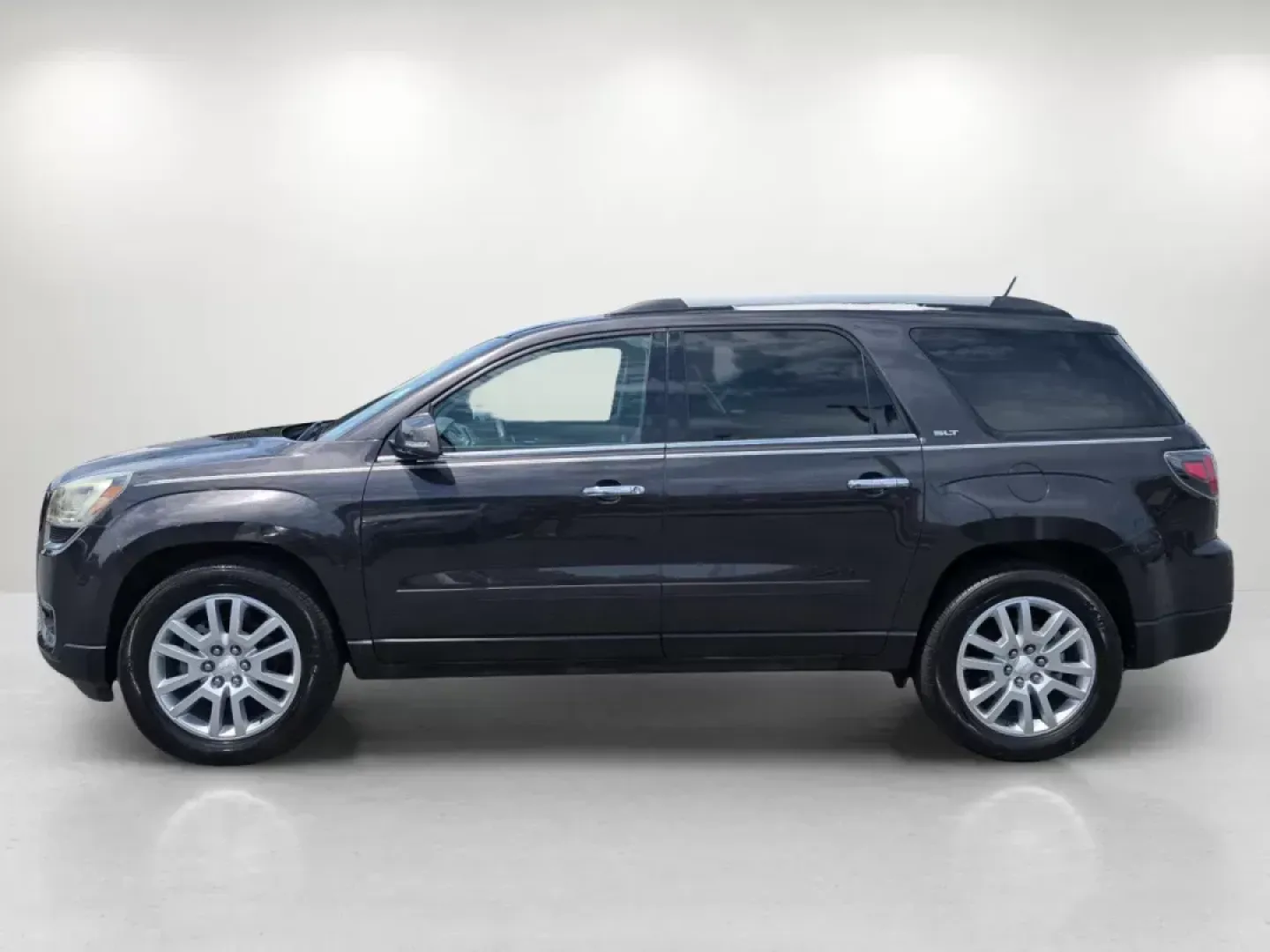 2017 /Light Titanium GMC Acadia Limited Limited (1GKKRSKD2HJ) with an Gas V6 3.6L/217 engine, 6-Speed Automatic transmission, located at 3959 U.S. 80 W, Phenix City, AL, 36870, (334) 297-4885, 32.469296, -85.135185 - 2017 GMC Acadia Limited Limited - Photo#1