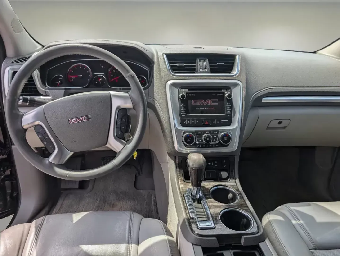 2017 /Light Titanium GMC Acadia Limited Limited (1GKKRSKD2HJ) with an Gas V6 3.6L/217 engine, 6-Speed Automatic transmission, located at 3959 U.S. 80 W, Phenix City, AL, 36870, (334) 297-4885, 32.469296, -85.135185 - 2017 GMC Acadia Limited Limited - Photo#12