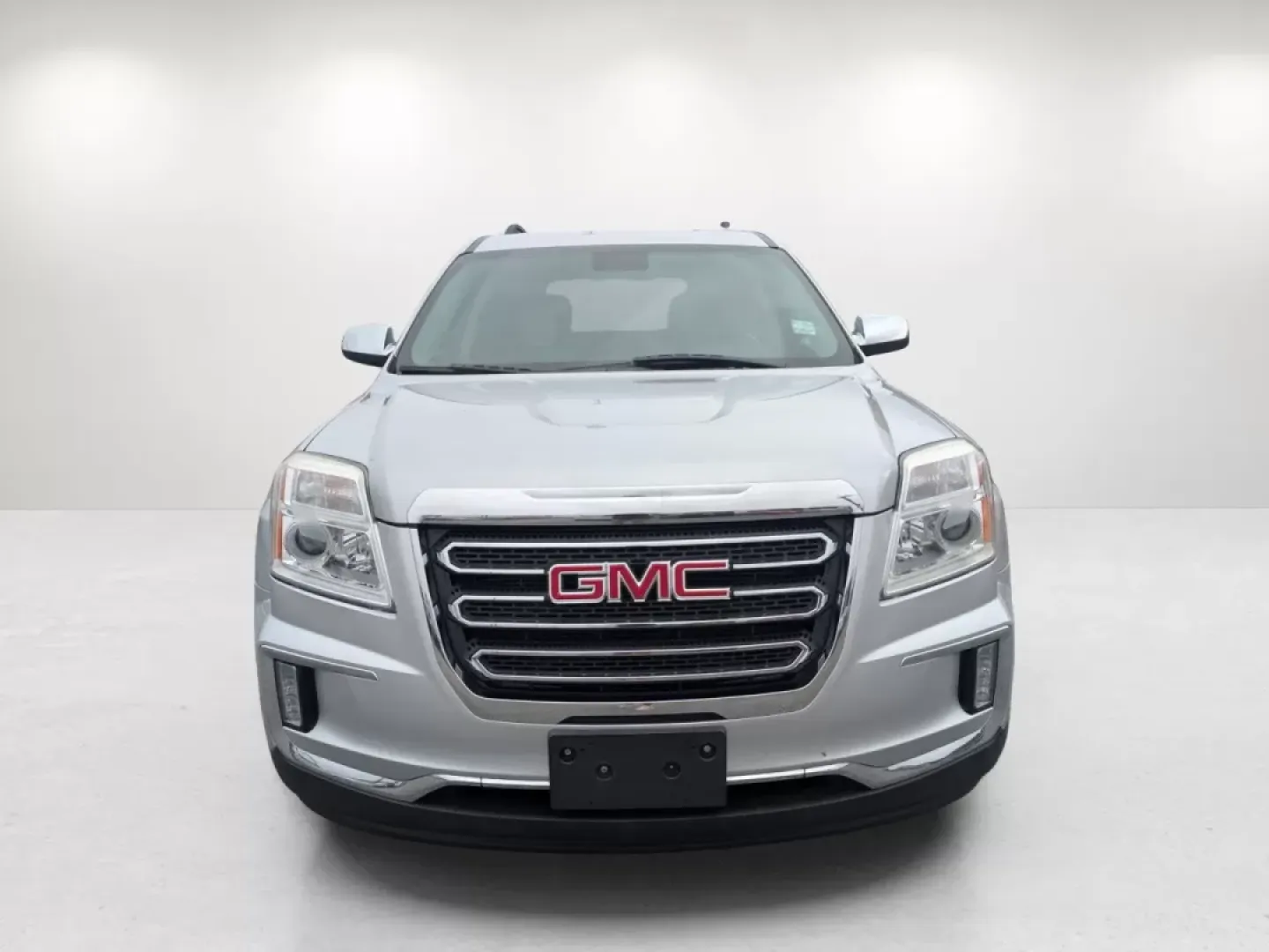 2017 /Light Titanium GMC Terrain SLT (2GKFLUEK9H6) with an Other engine, located at 1430 Gateway Drive, Opelika, AL, 36801, (334) 239-0944, 32.637871, -85.409790 - **Discover the Perfect SUV for Your Next Adventure: 2017 GMC Terrain SLT at Gils Auto - Phenix City!**<br /> <br /> Are you ready to elevate your driving experience? Whether you're a growing family looking for a reliable vehicle for school runs and weekend getaways or a commuter wanting a blend of c - Photo#1