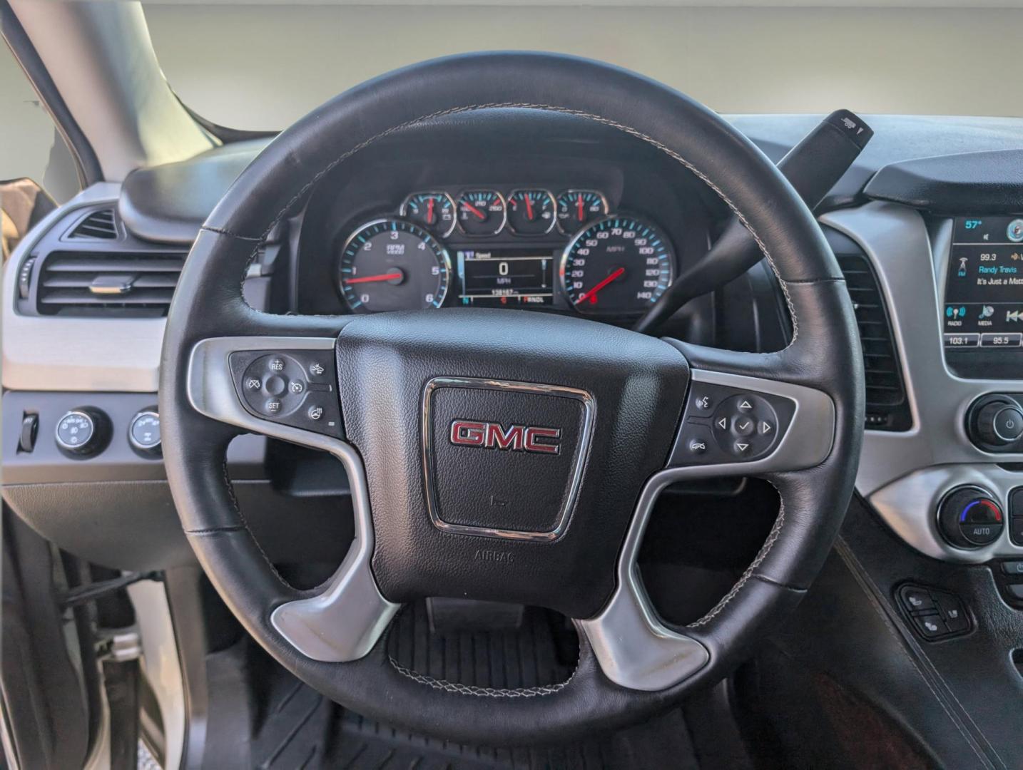 2017 /Jet Black GMC Yukon XL SLT (1GKS2GKC2HR) with an Gas V8 5.3L/325 engine, 6-Speed Automatic transmission, located at 7000 Northlake Connector, Columbus, GA, 31904, (706) 987-8085, 32.524975, -84.978134 - 2017 GMC Yukon XL SLT - Photo#15