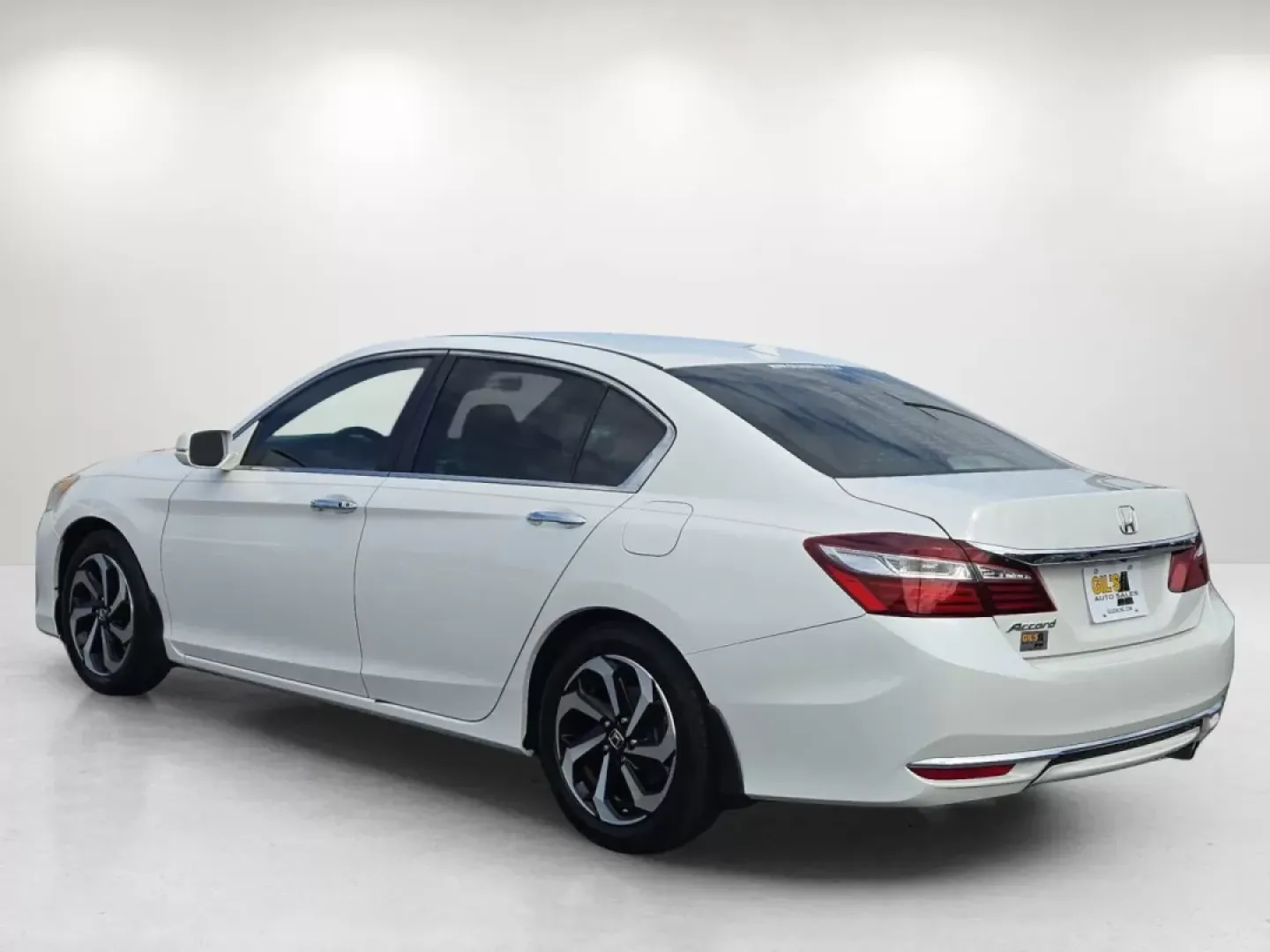2017 Honda Accord Sedan EX (1HGCR2F06HA) with an Other engine, located at 804 22nd Ave, Phenix City, AL, 36870, (334) 297-1860, 32.484749, -85.024475 - **Drive Your Lifestyle Forward with the 2017 Honda Accord Sedan Your Perfect Companion for Every Journey!**<br /> <br /> Are you ready to elevate your daily commute or embark on unforgettable family road trips? At Gils Auto in Phenix City, AL, we understand that every drive matters, and the 2017 Ho - Photo#7