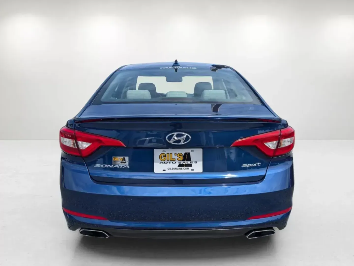 2017 /Gray Hyundai Sonata Sport (5NPE34AF3HH) with an Regular Unleaded I-4 2.4 L/144 engine, 6-Speed Automatic w/OD transmission, located at 804 22nd Ave, Phenix City, AL, 36870, (334) 297-1860, 32.484749, -85.024475 - 2017 Hyundai Sonata Sport - Photo#3