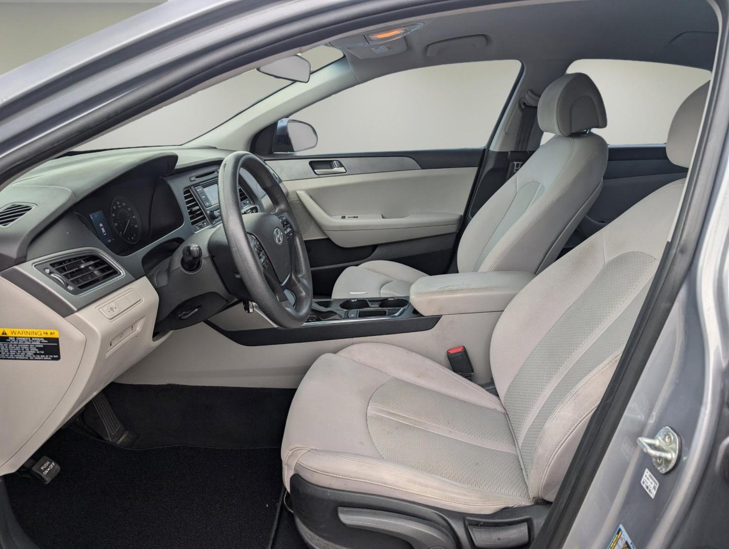 2017 /Gray Hyundai Sonata 2.4L (5NPE24AF4HH) with an Regular Unleaded I-4 2.4 L/144 engine, 6-Speed Automatic w/OD transmission, located at 3959 U.S. 80 W, Phenix City, AL, 36870, (334) 297-4885, 32.469296, -85.135185 - 2017 Hyundai Sonata 2.4L - Photo#11